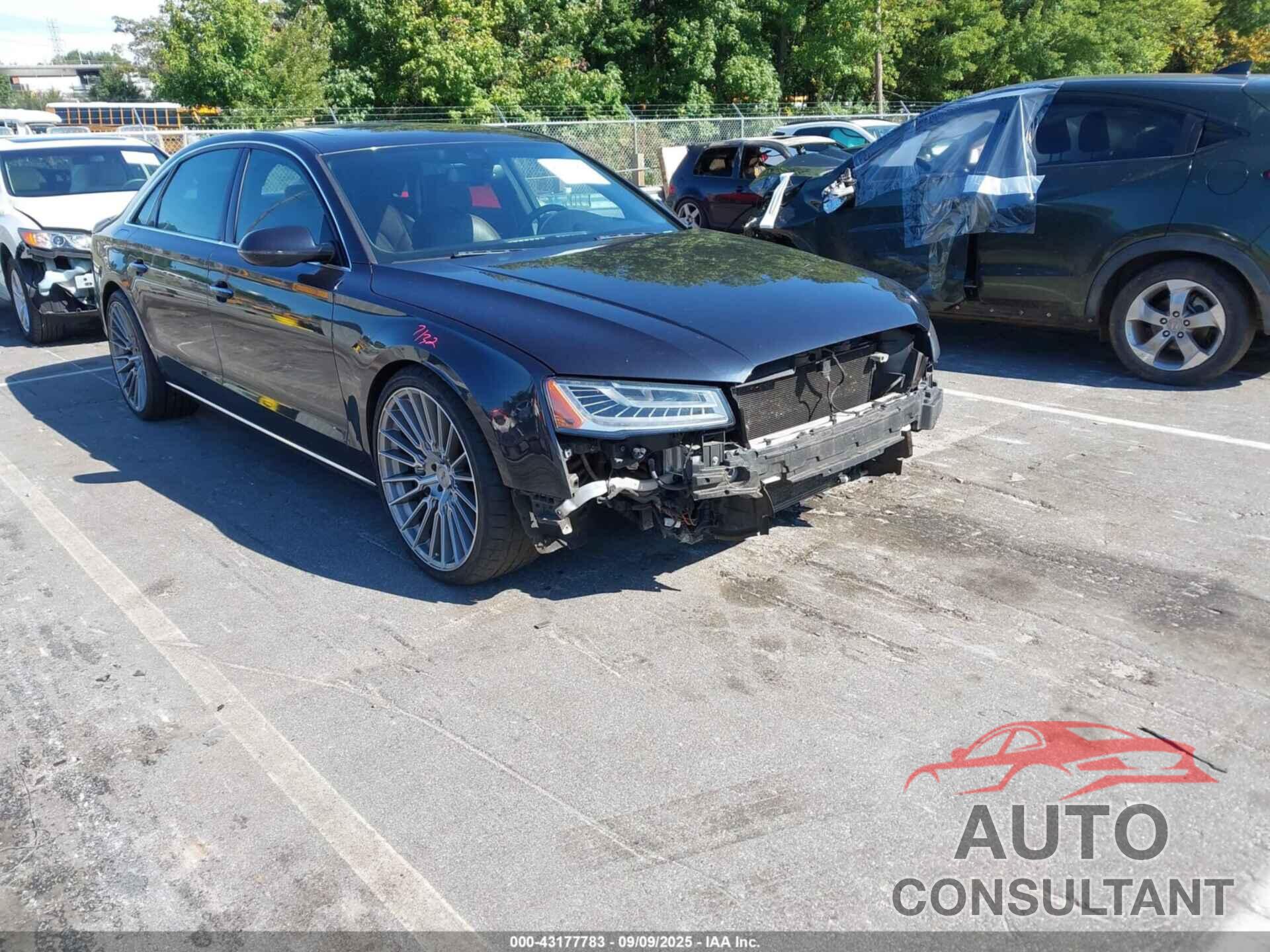AUDI A8 L 2015 - WAU3GAFD9FN013556