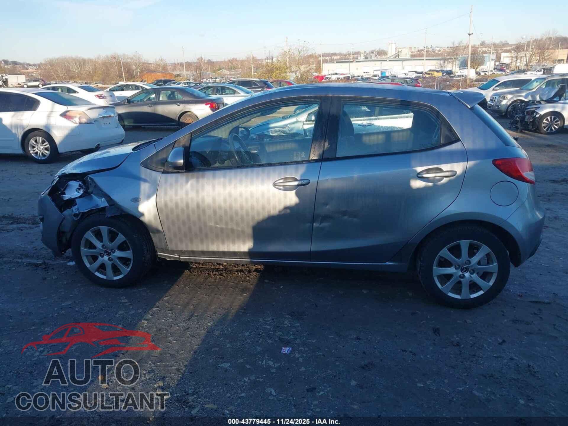 MAZDA MAZDA2 2013 - JM1DE1LY9D0157638