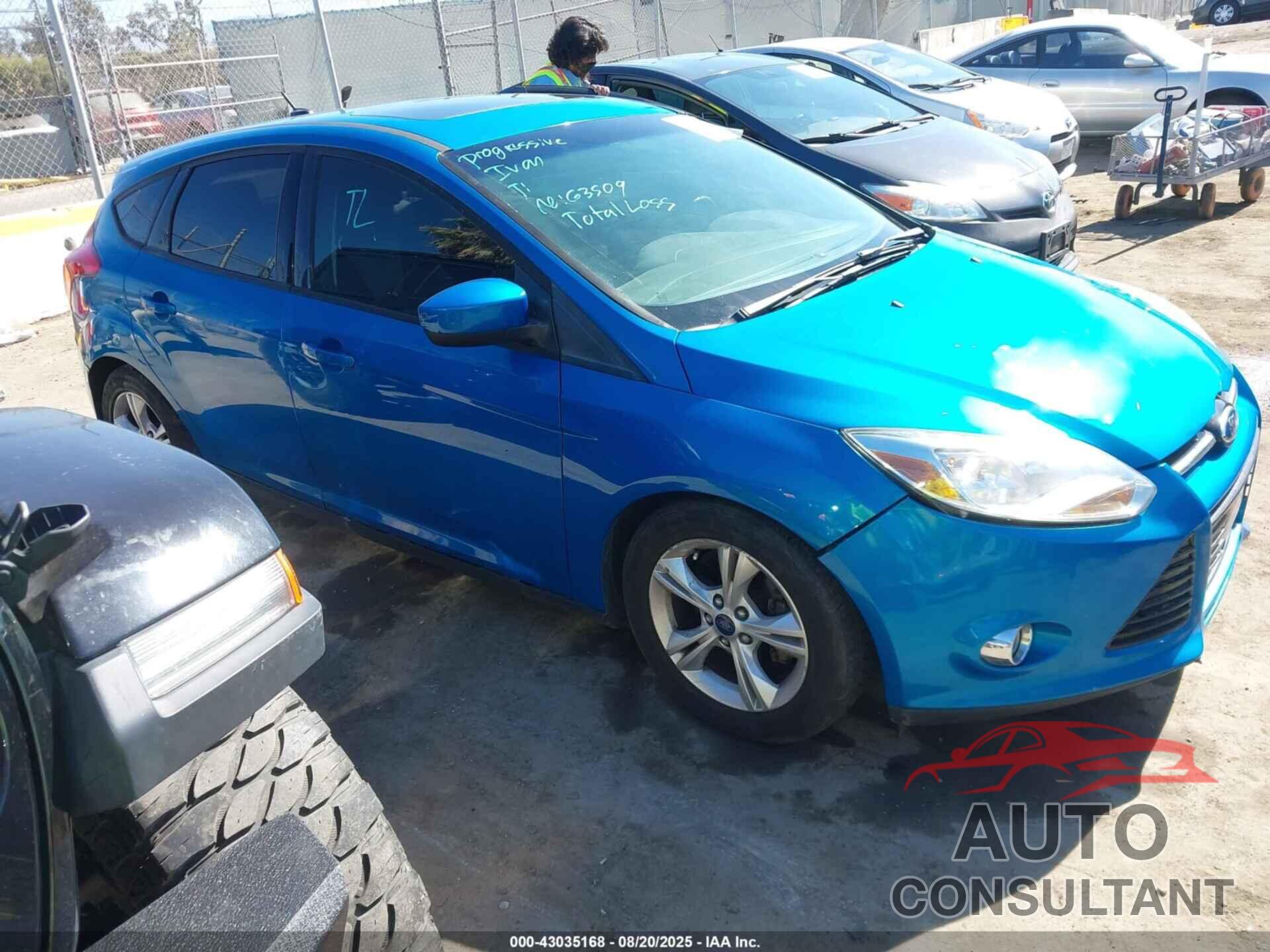 FORD FOCUS 2012 - 1FAHP3K25CL333897