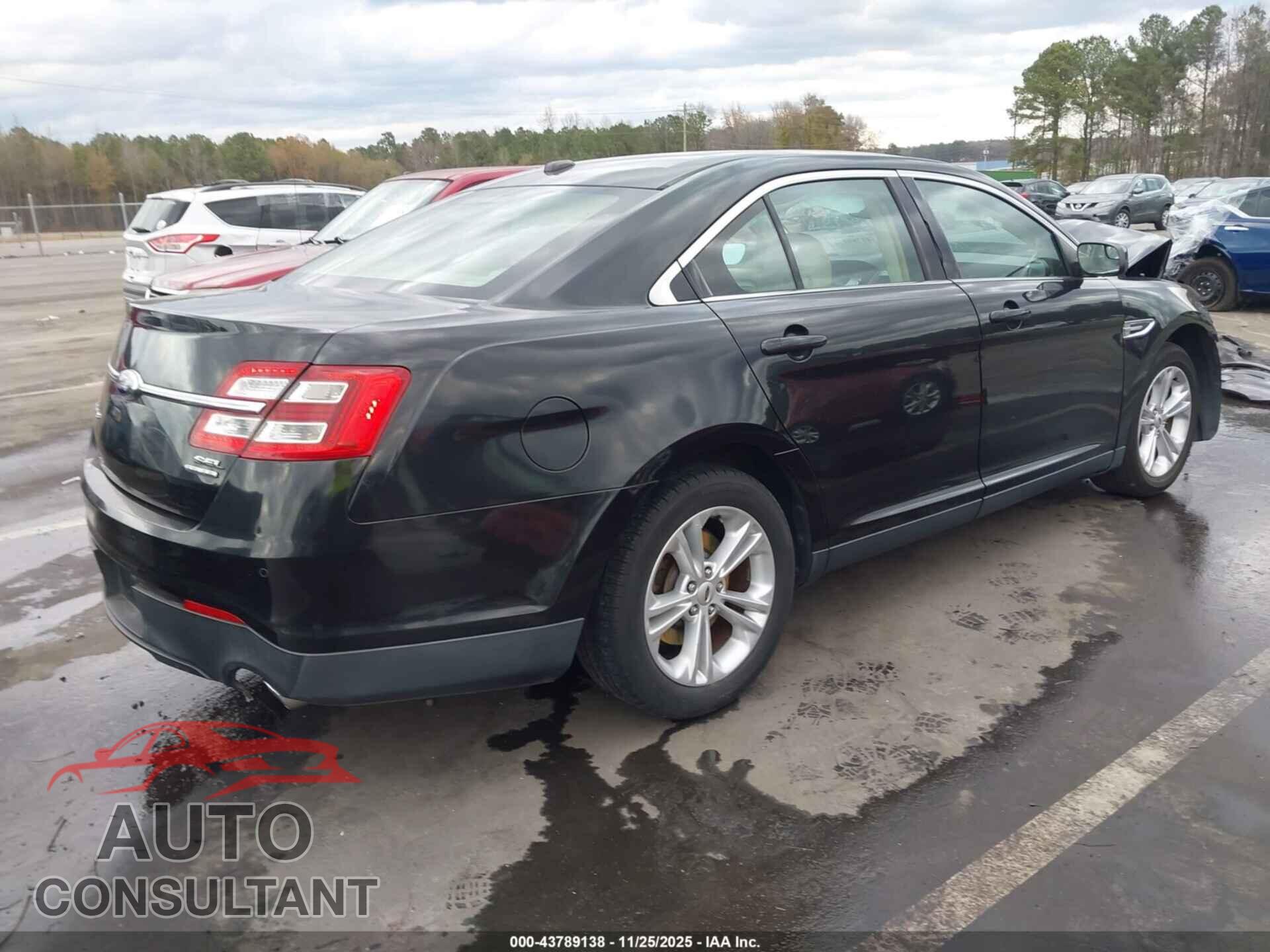 FORD TAURUS 2013 - 1FAHP2E82DG209655