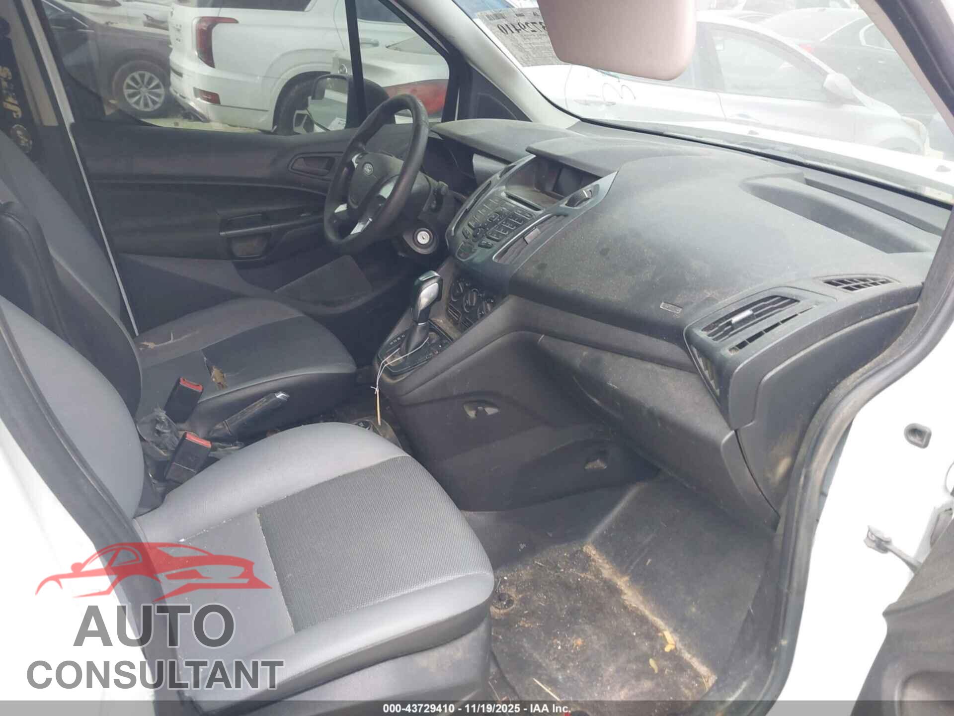 FORD TRANSIT CONNECT 2017 - NM0LS7E73H1332748