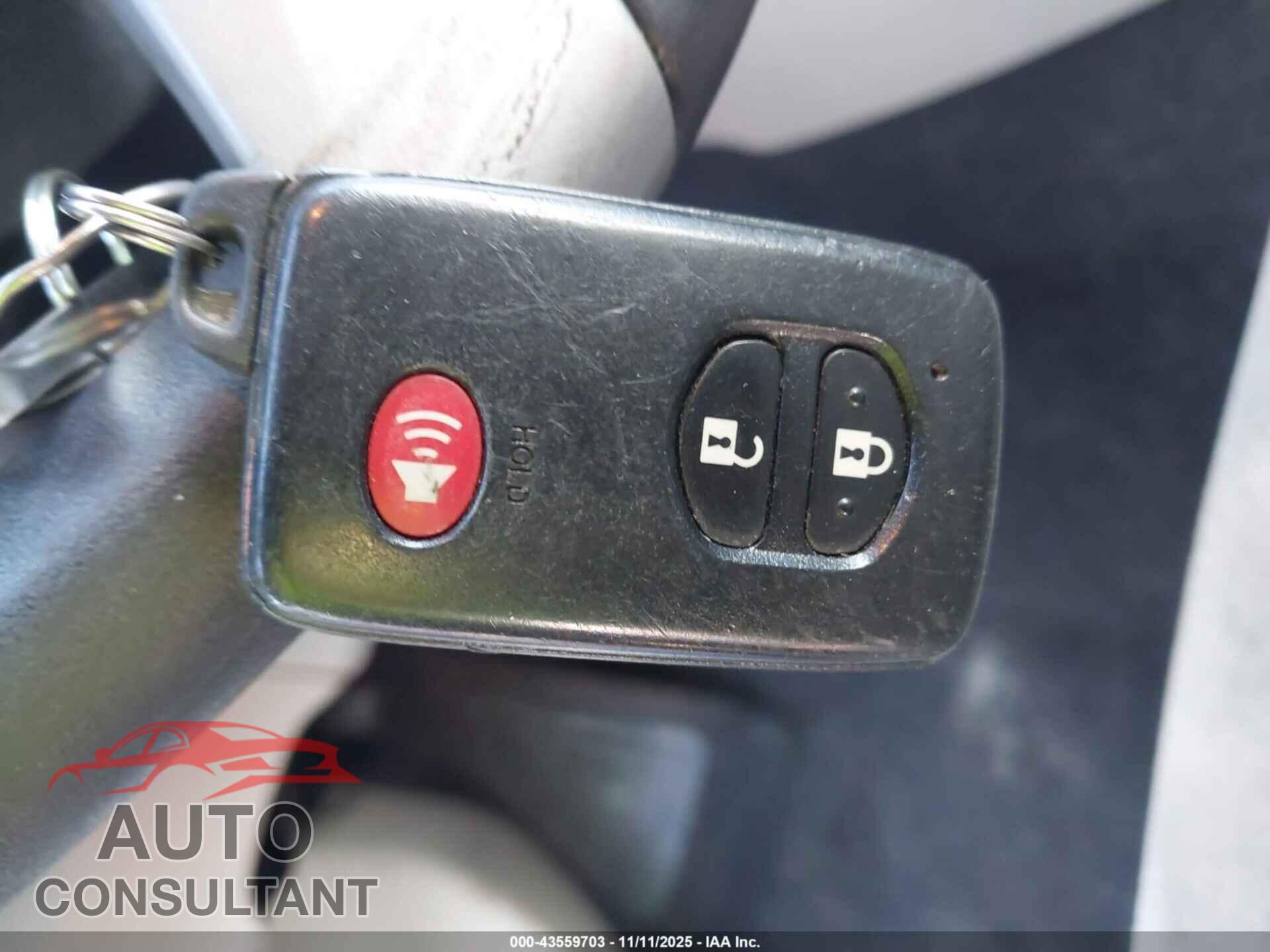 TOYOTA PRIUS 2014 - JTDKN3DU0E1778020