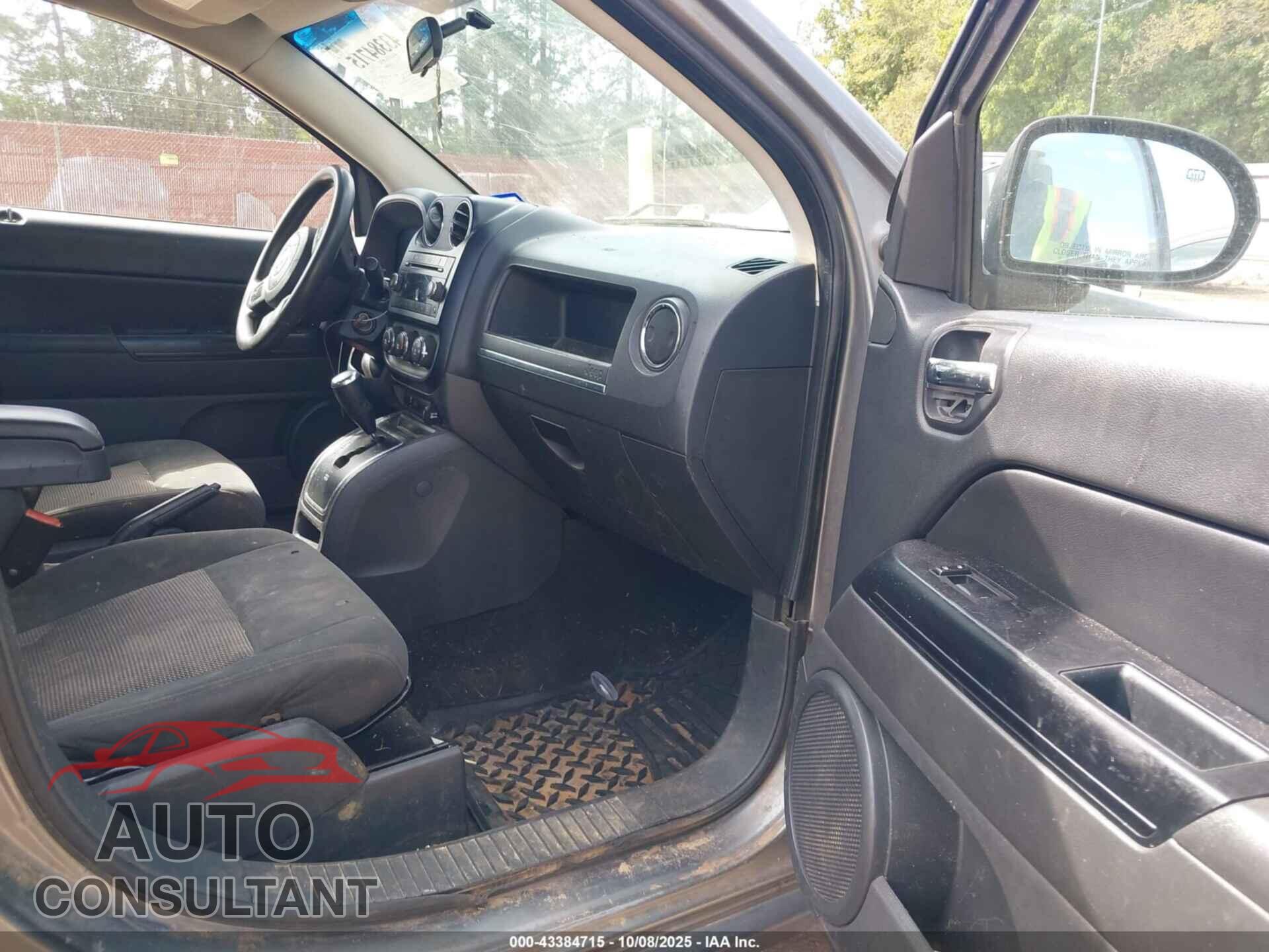 JEEP COMPASS 2011 - 1J4NT1FA5BD284640