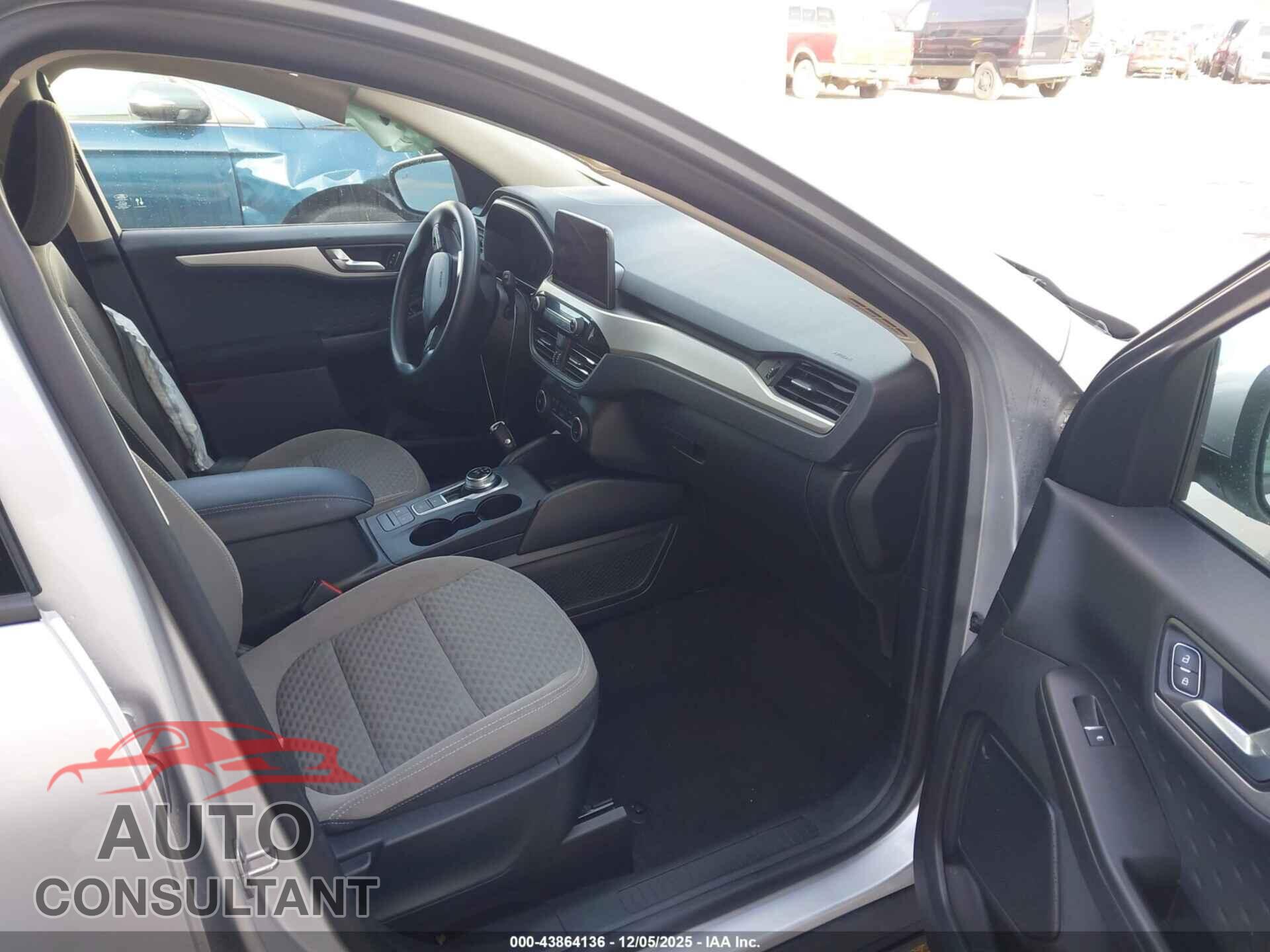 FORD ESCAPE 2020 - 1FMCU0G65LUA67567