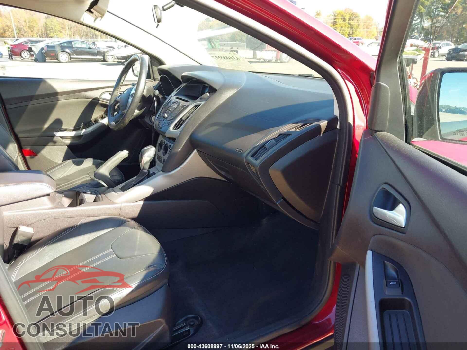 FORD FOCUS 2014 - 1FADP3F21EL414830