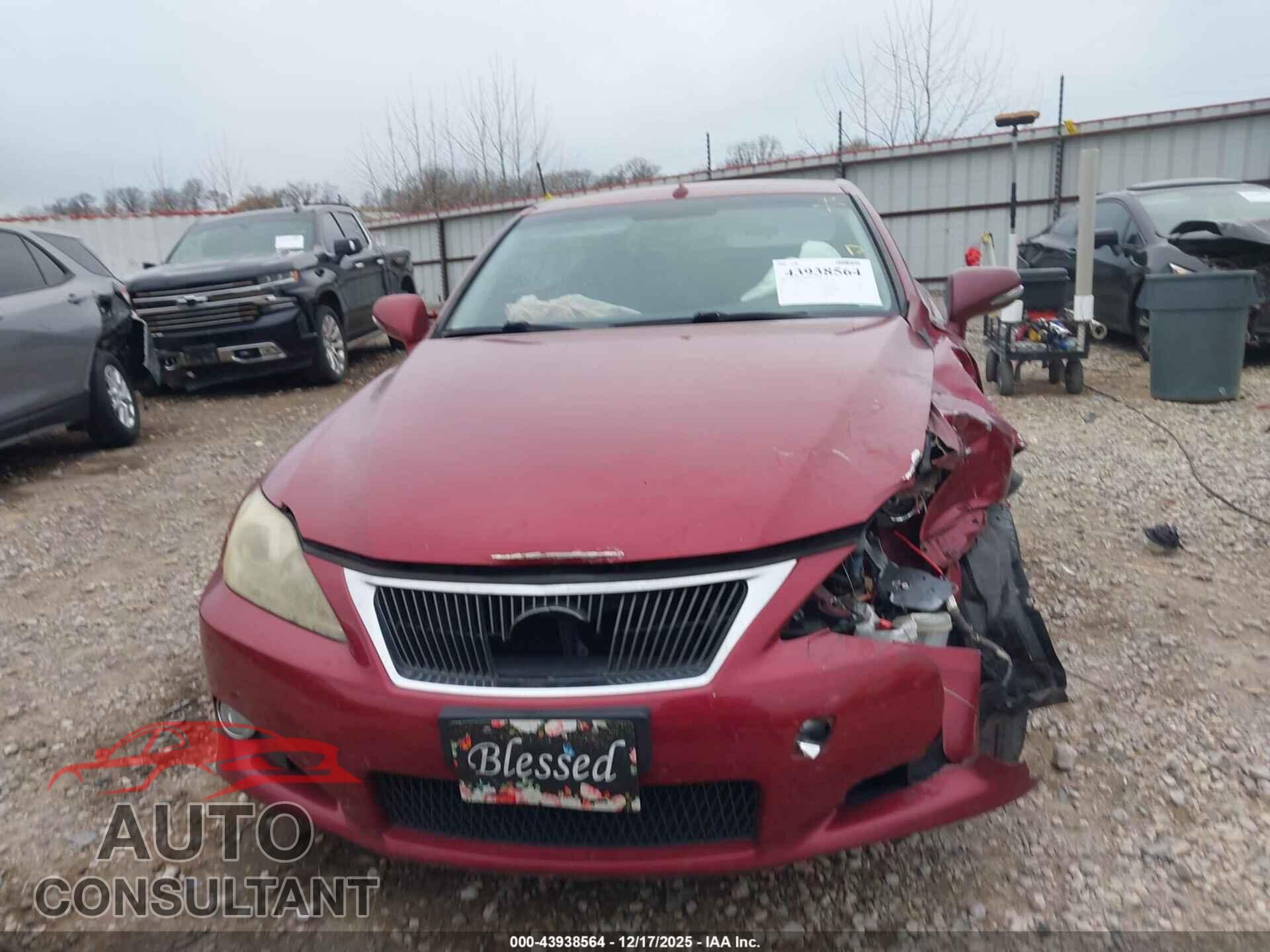 LEXUS IS 250C 2010 - JTHFF2C29A2507596
