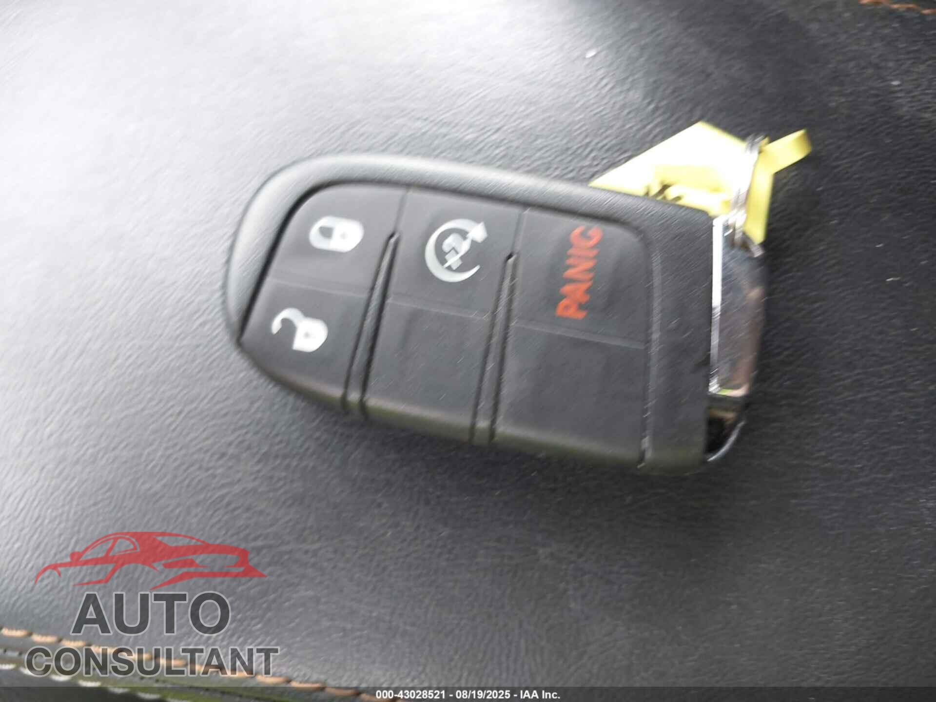 JEEP COMPASS 2018 - 3C4NJDBB7JT336368