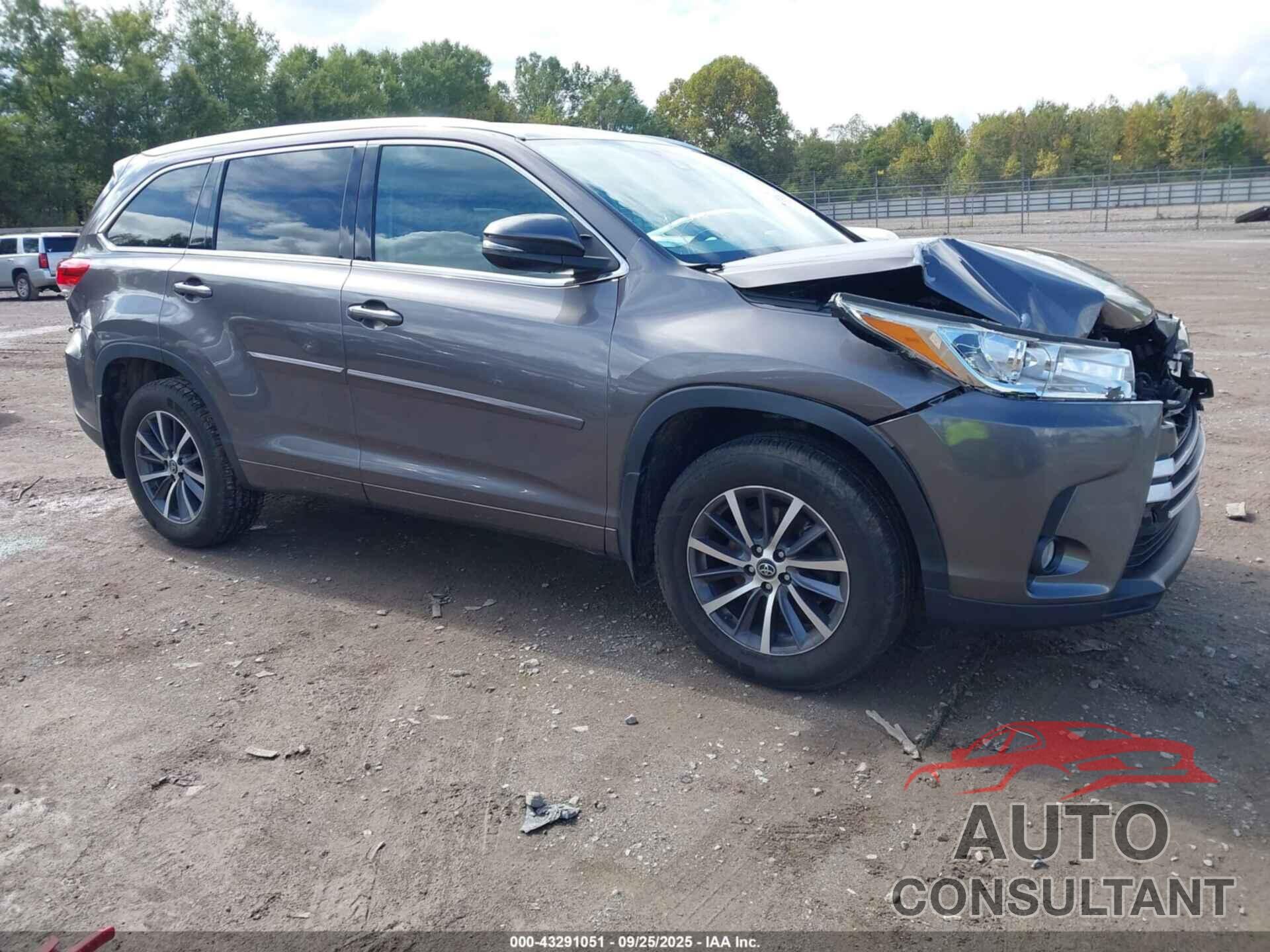 TOYOTA HIGHLANDER 2017 - 5TDJZRFHXHS436018