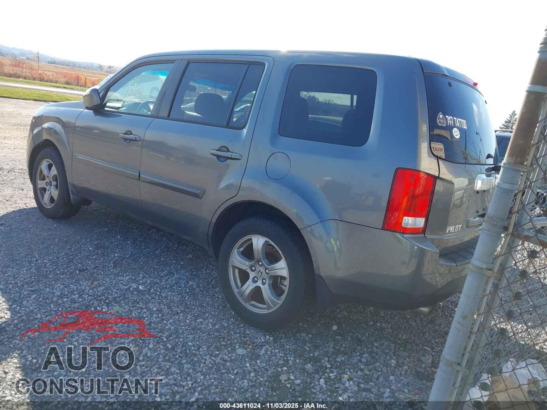 HONDA PILOT 2012 - 5FNYF4H49CB017000