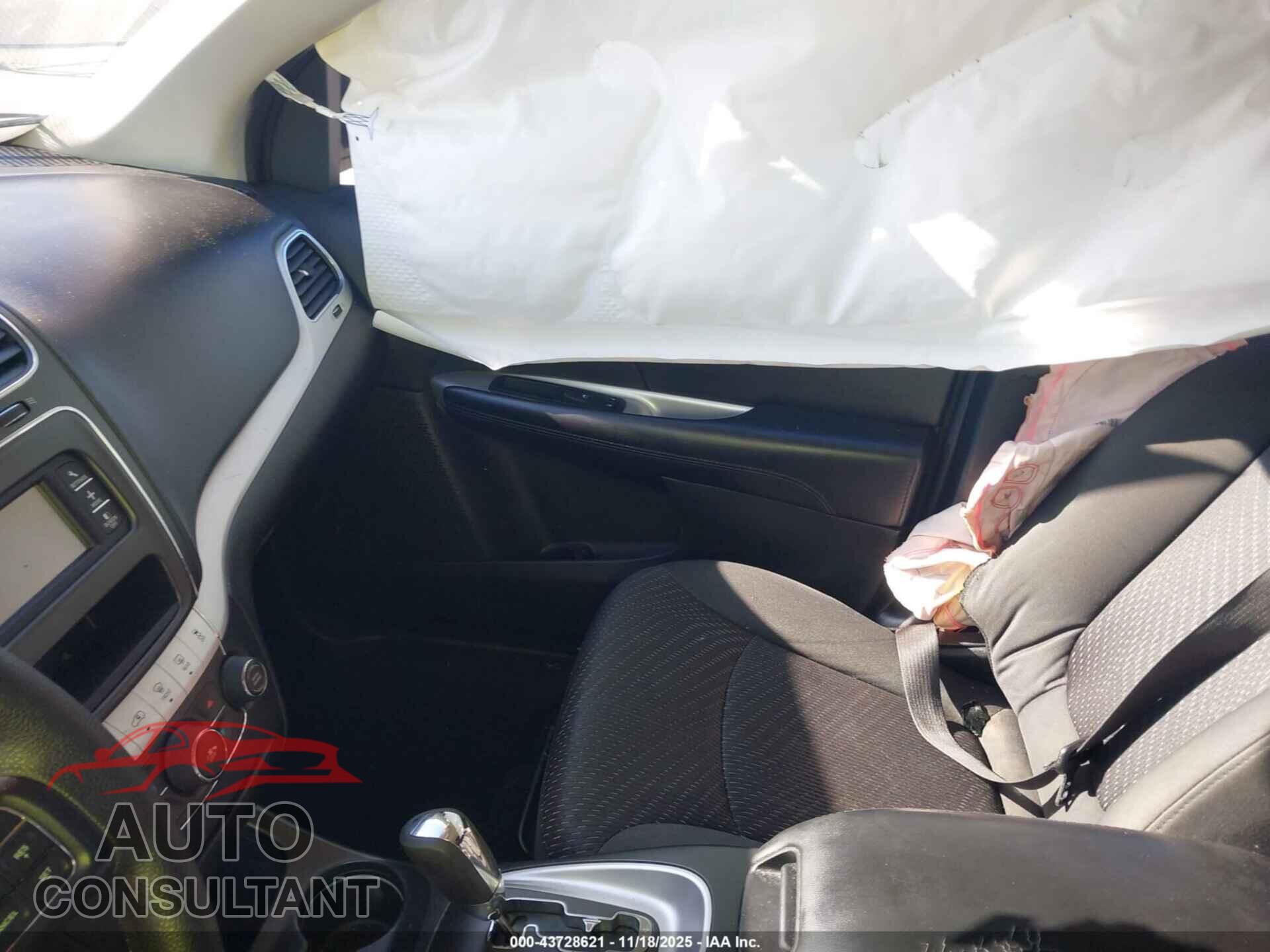 DODGE JOURNEY 2018 - 3C4PDCAB4JT302528
