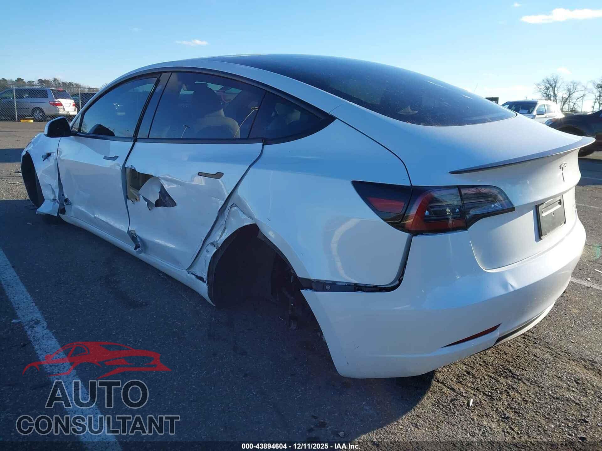 TESLA MODEL 3 2023 - 5YJ3E1EC4PF581537