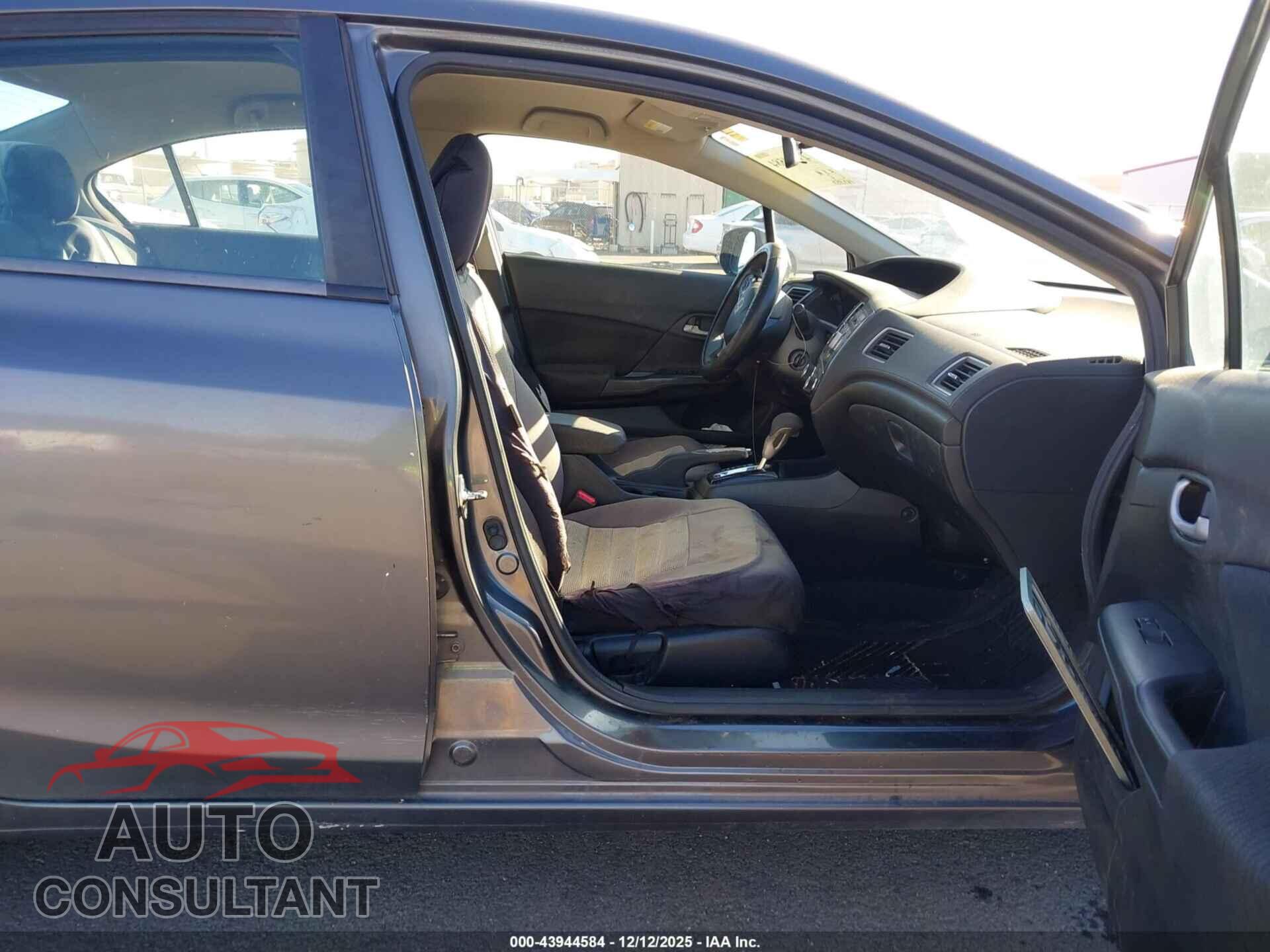 HONDA CIVIC 2013 - 2HGFB2F5XDH520552