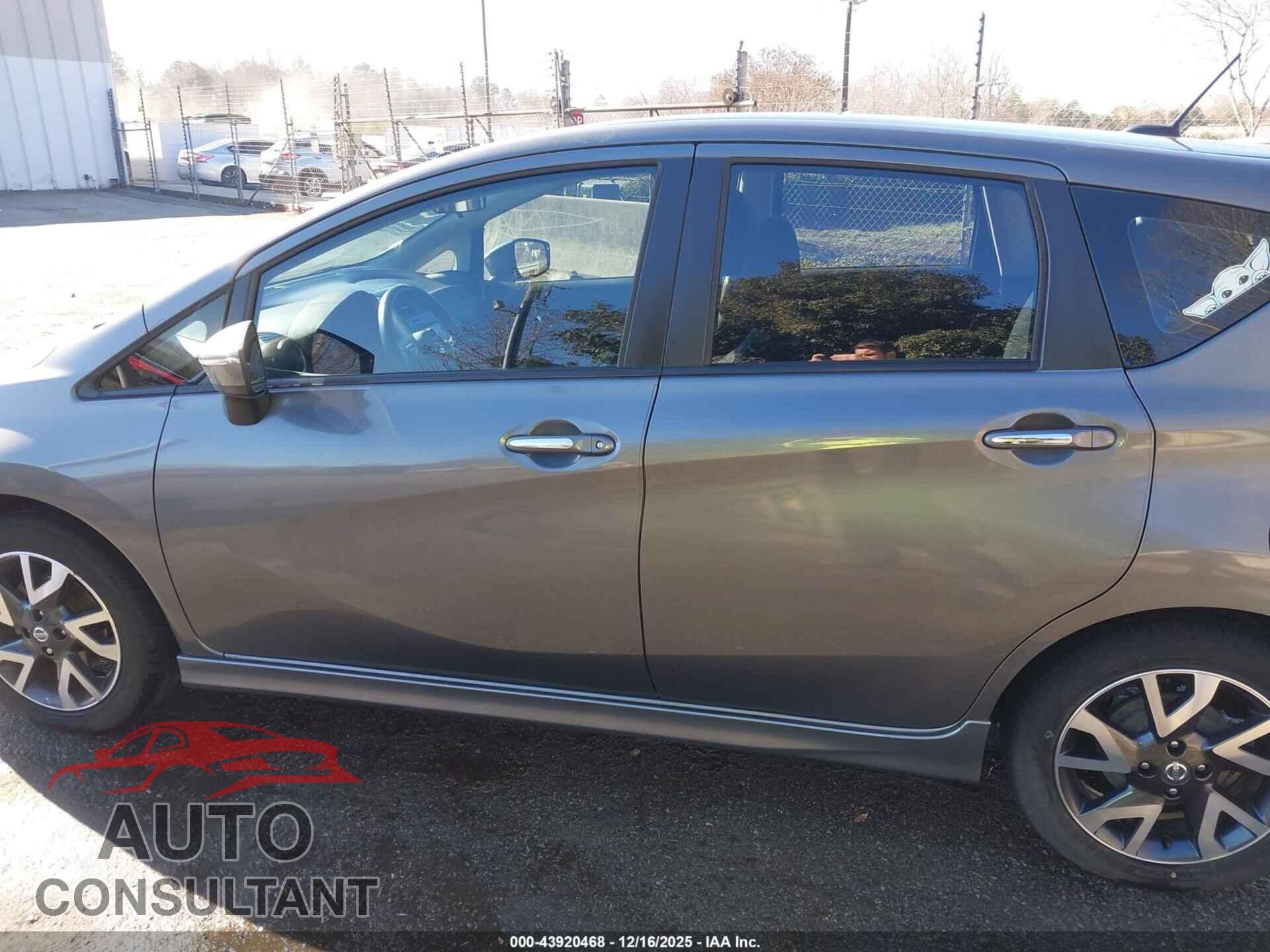 NISSAN VERSA NOTE 2017 - 3N1CE2CP8HL374456