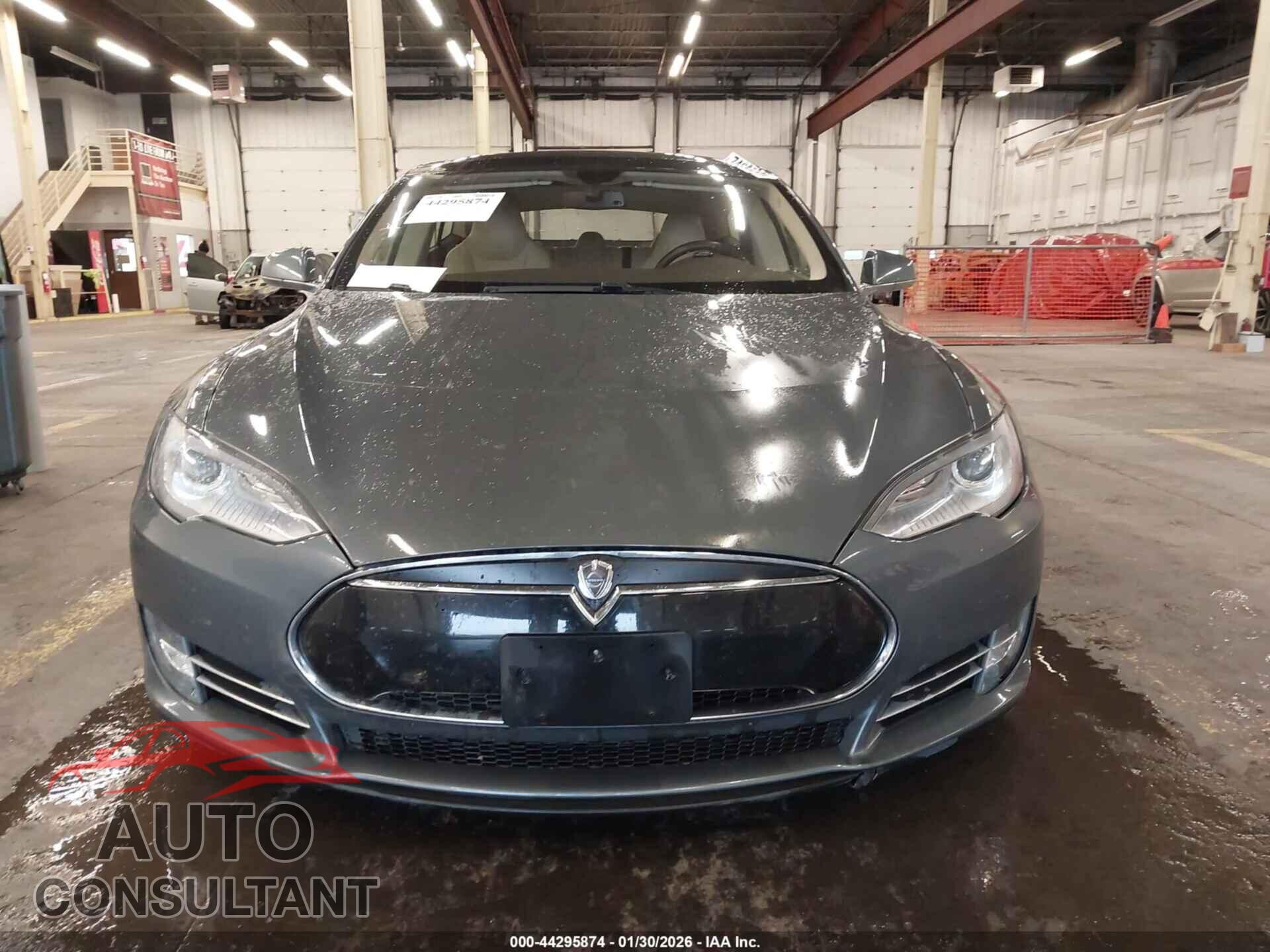 TESLA MODEL S 2013 - 5YJSA1DN6DFP03403