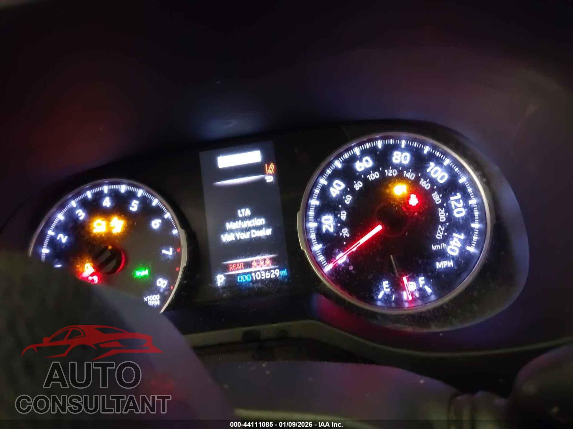 TOYOTA RAV4 2019 - JTMP1RFV8KD044228
