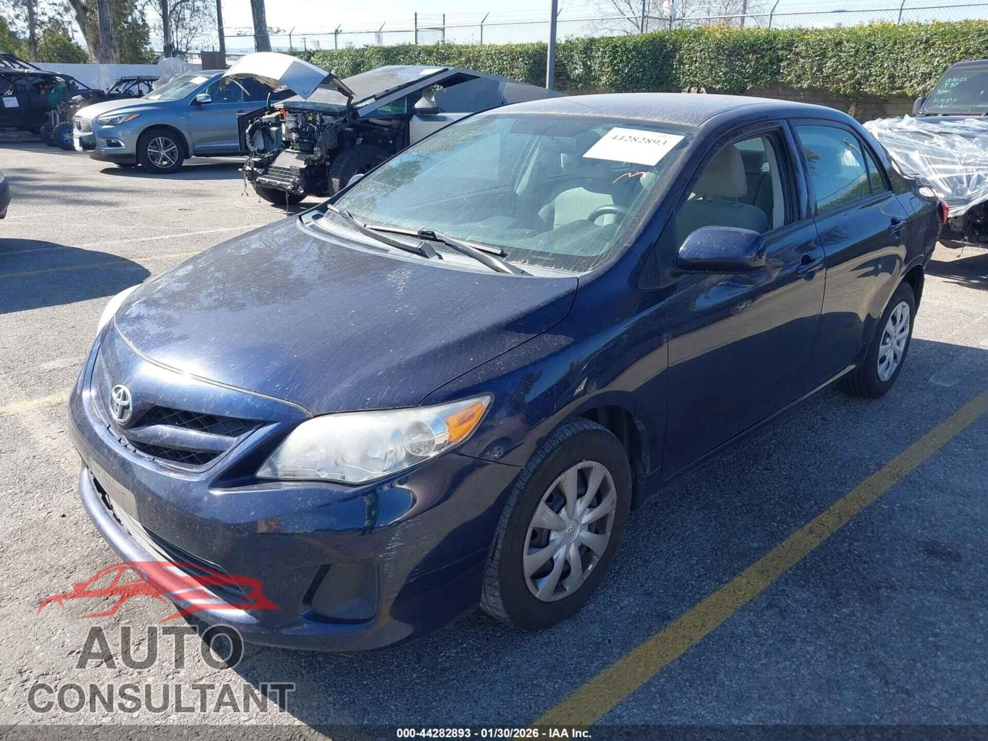 TOYOTA COROLLA 2013 - 2T1BU4EE2DC010159