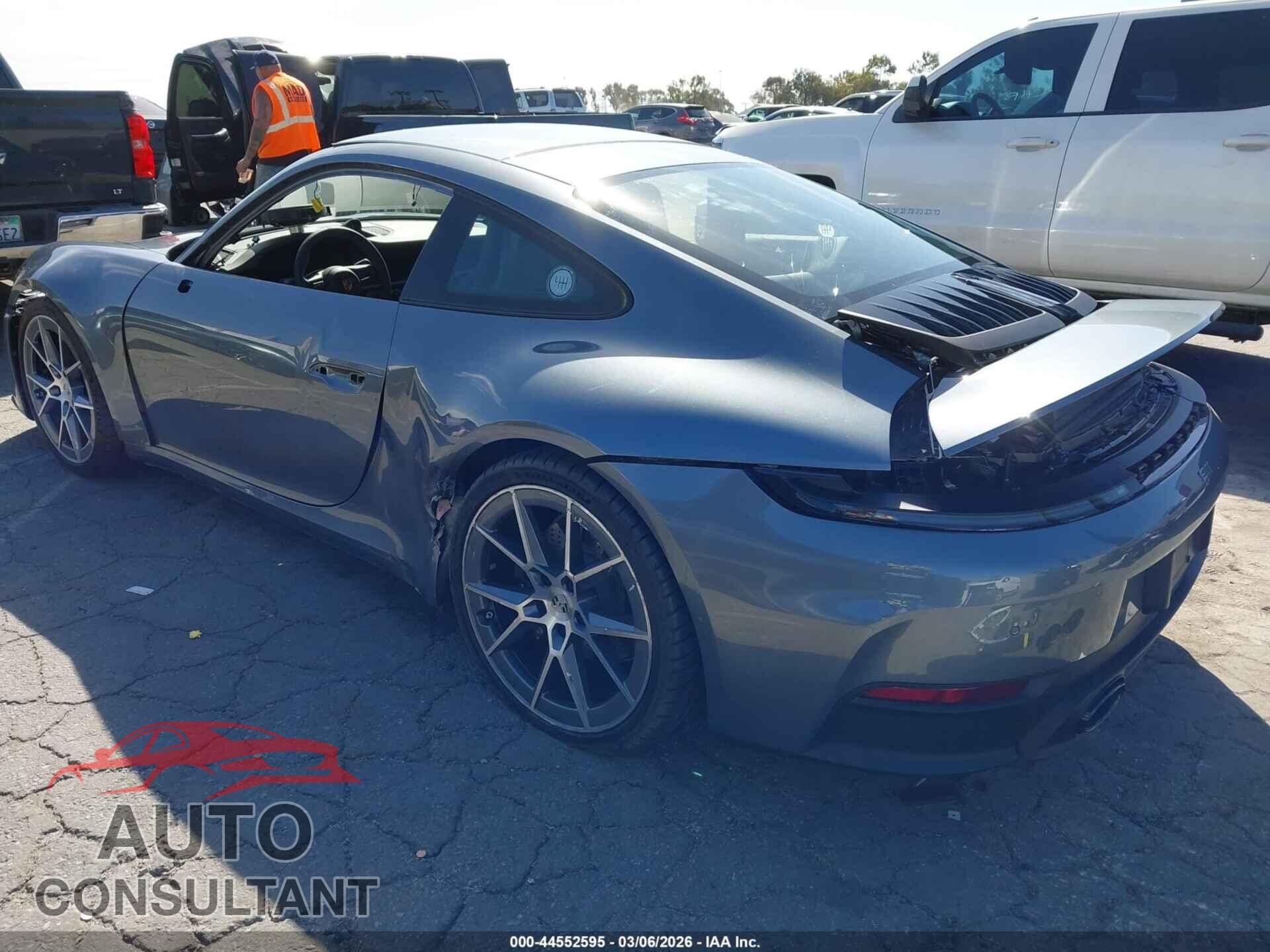 PORSCHE 911 2025 - WP0AA2A94SS209596