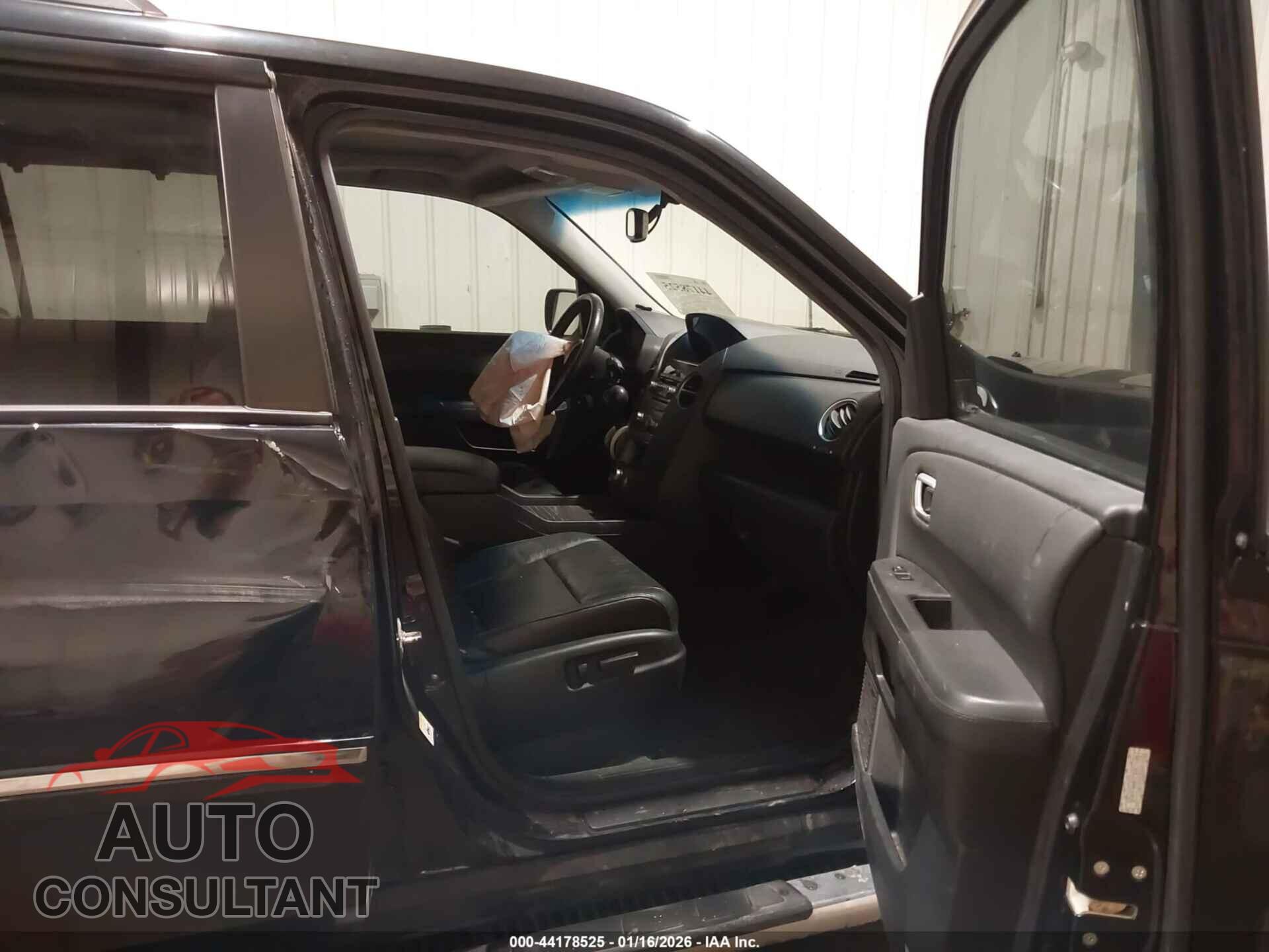 HONDA PILOT 2012 - 5FNYF4H97CB052193