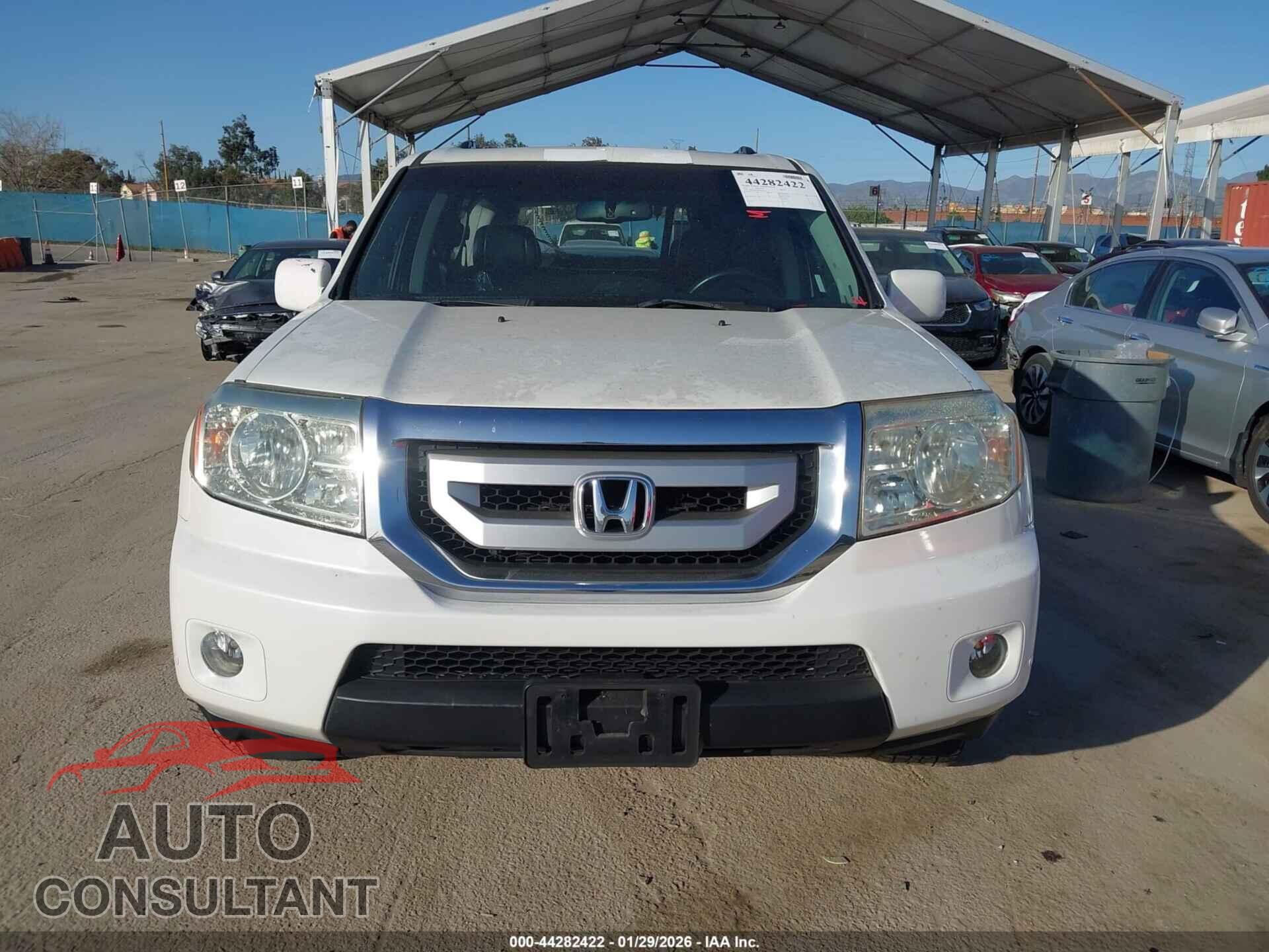 HONDA PILOT 2011 - 5FNYF4H90BB026338