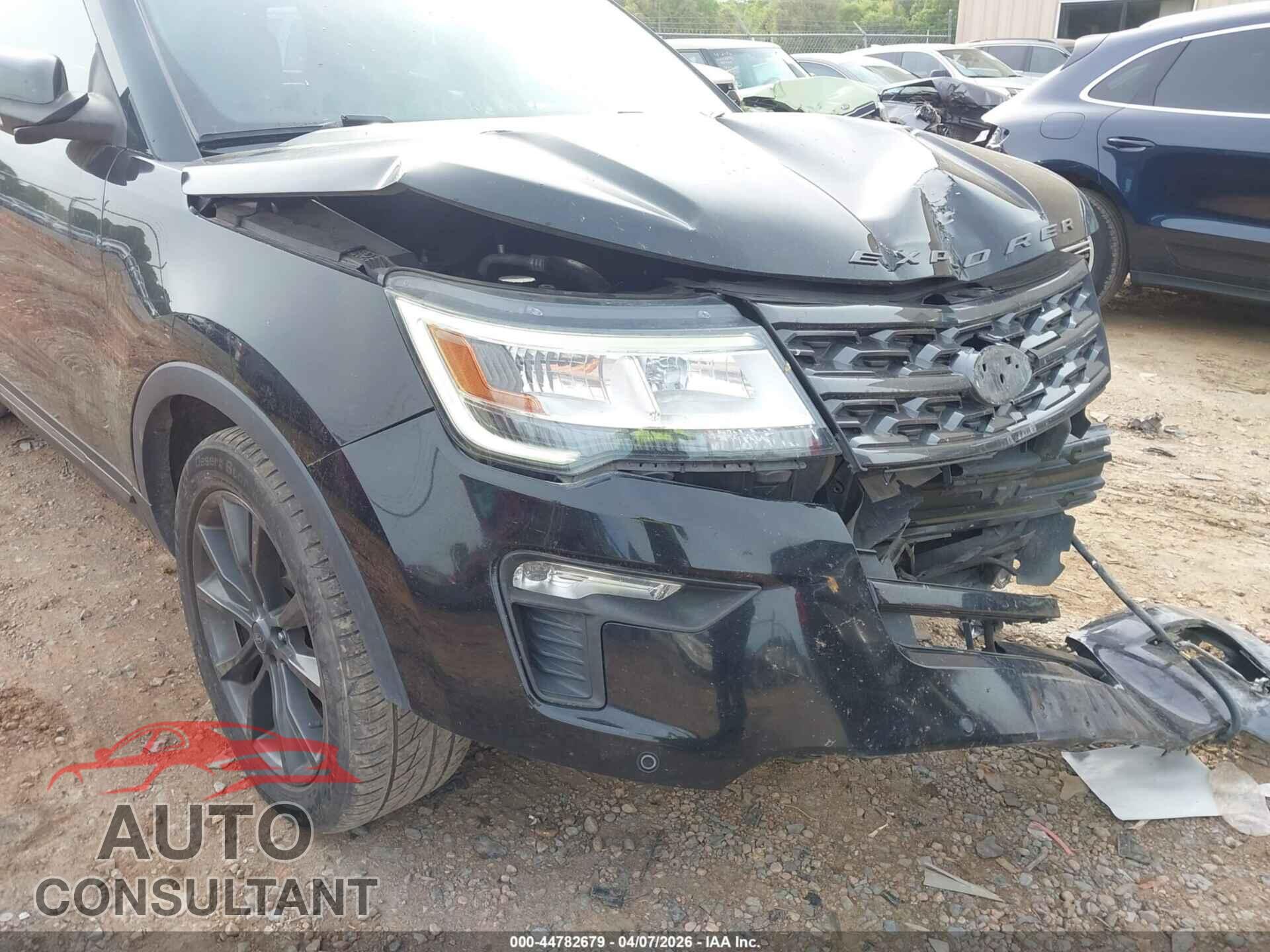 FORD EXPLORER 2018 - 1FM5K7D81JGB15347