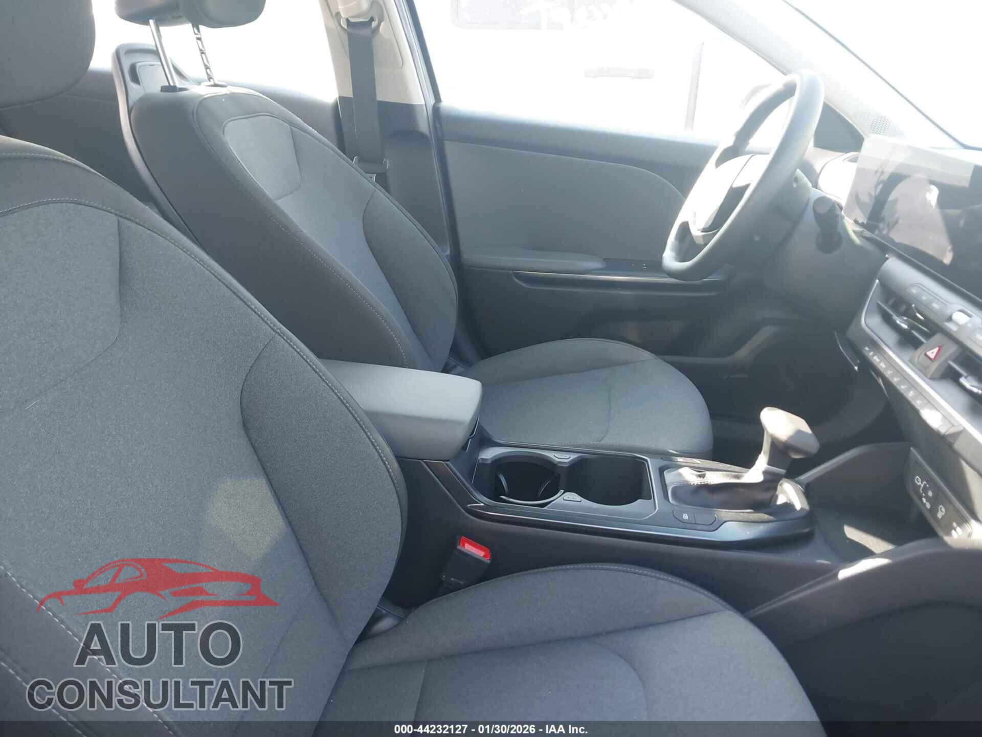 KIA K4 2025 - 3KPFT4DE0SE062992