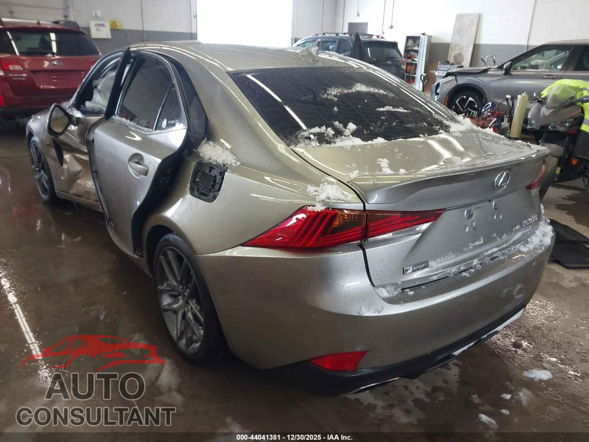 LEXUS IS 300 2017 - JTHCM1D2XH5018537