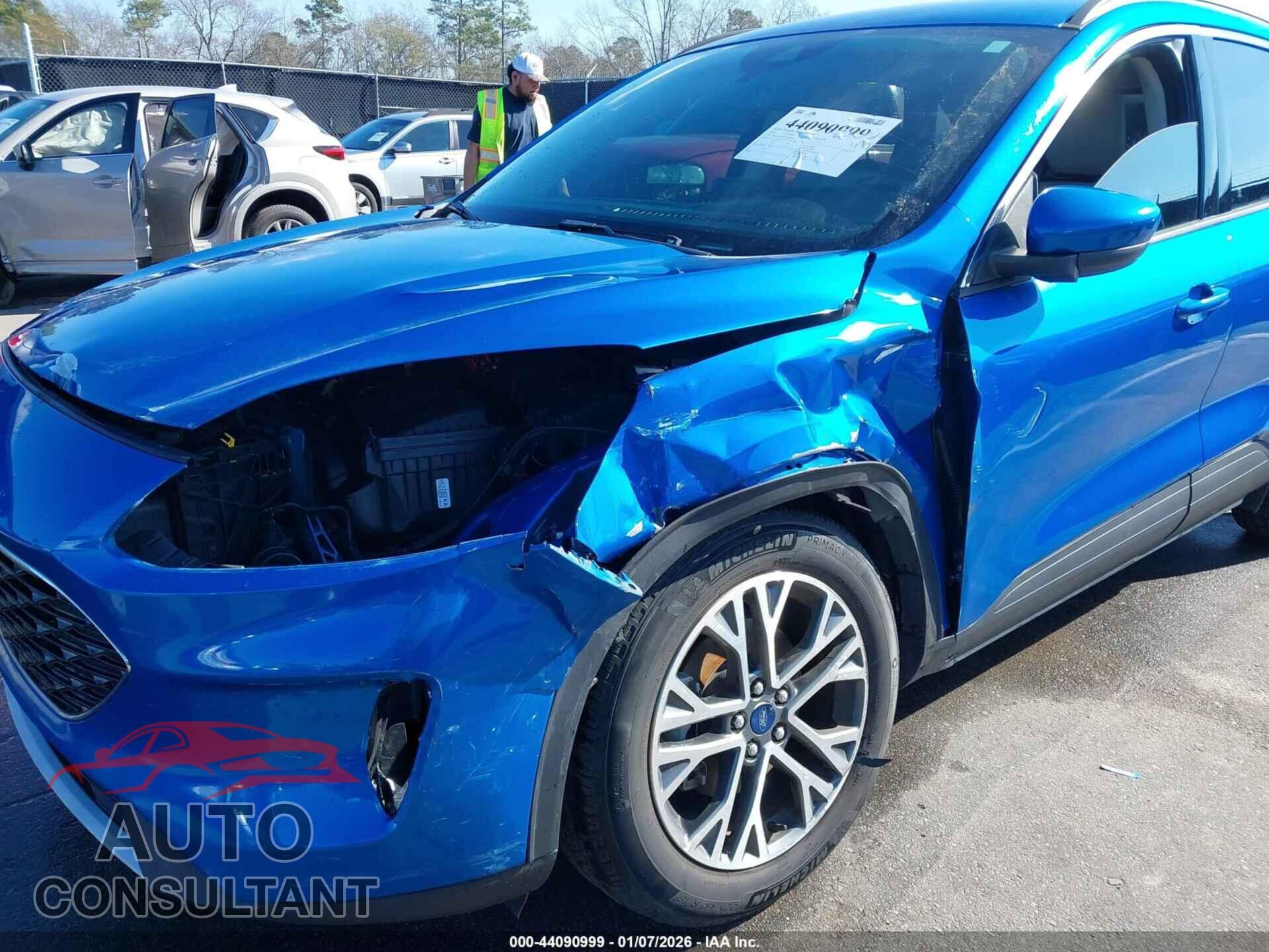 FORD ESCAPE 2020 - 1FMCU0H65LUA69110