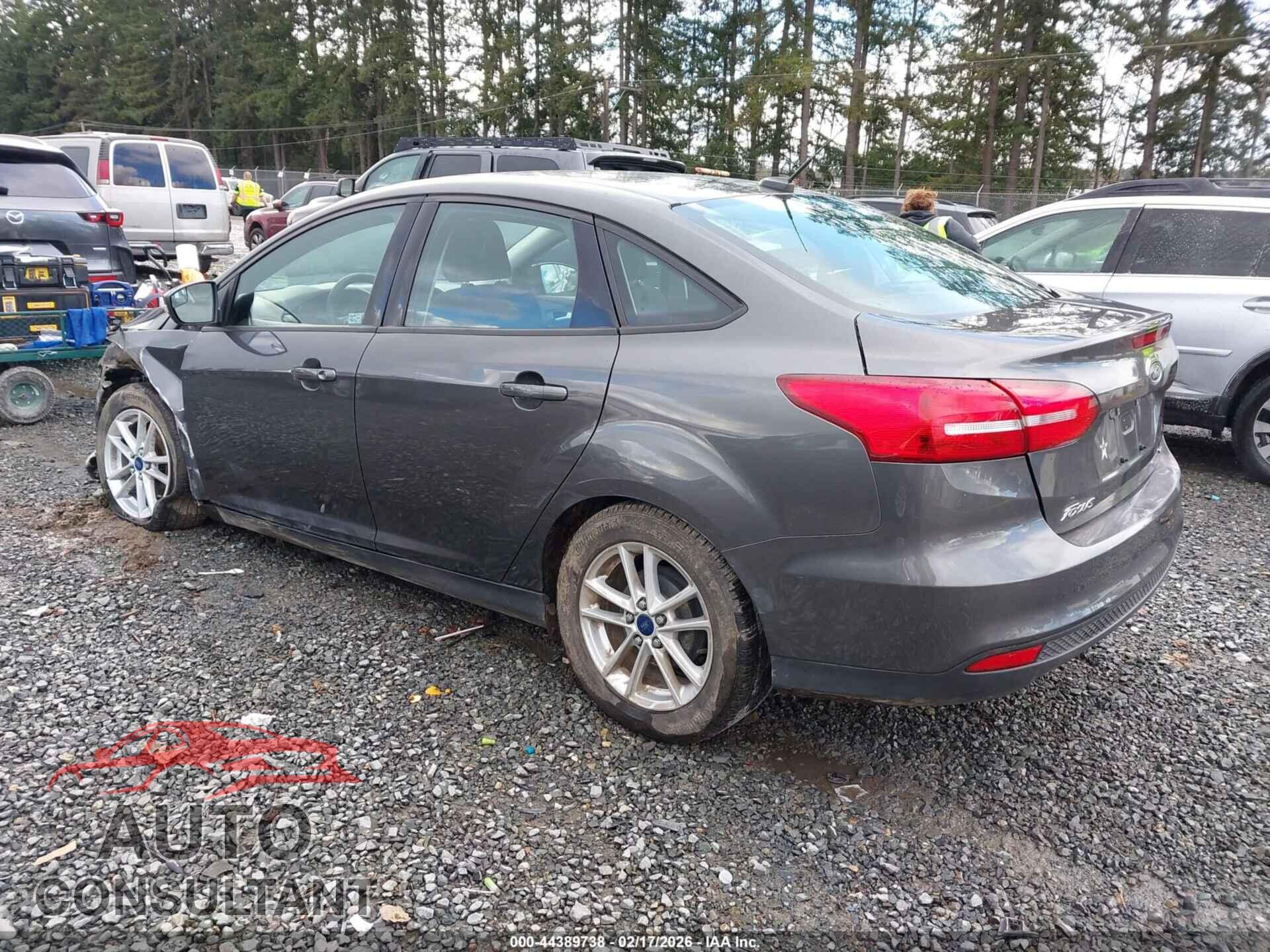 FORD FOCUS 2015 - 1FADP3F22FL306850