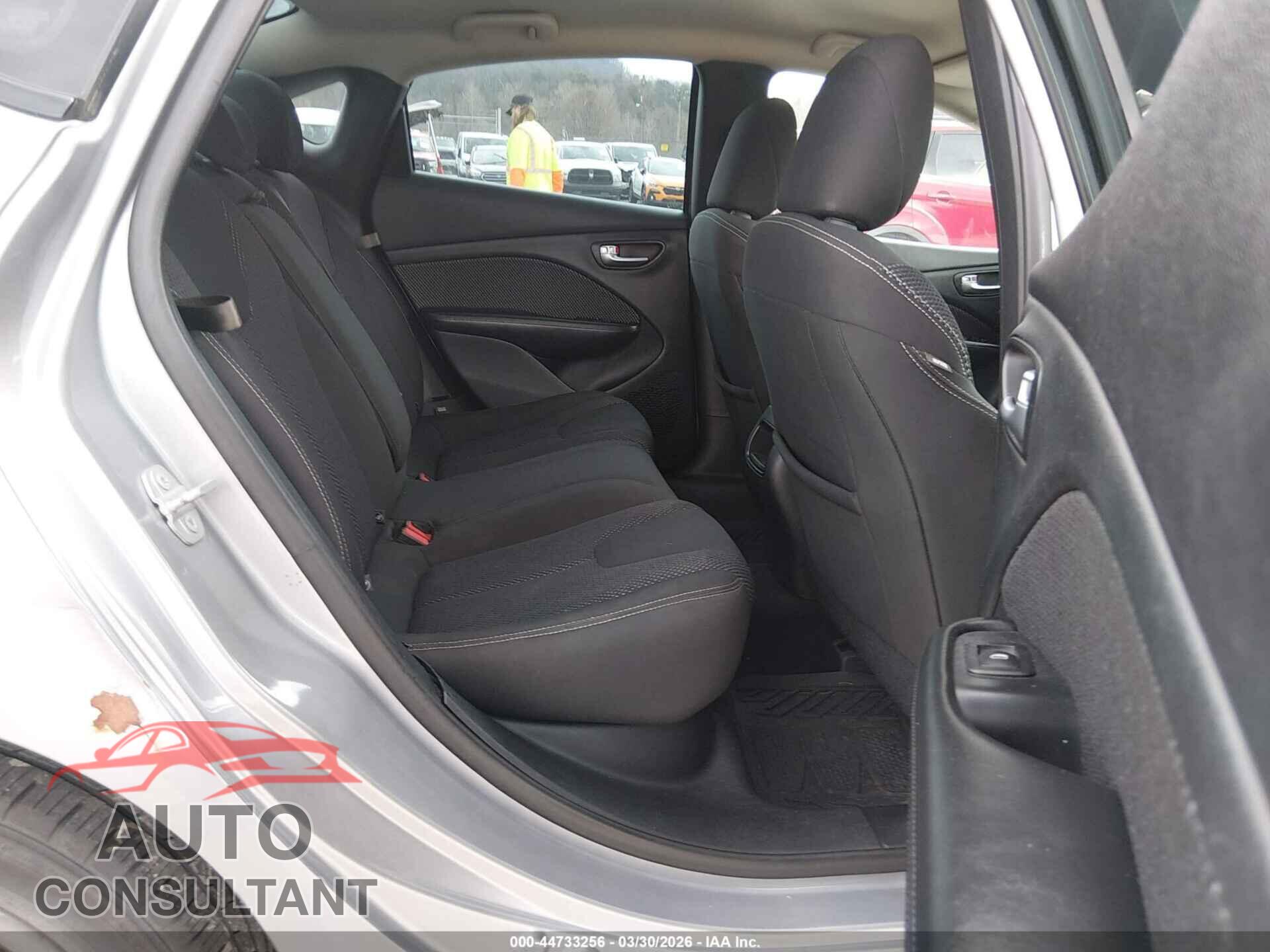 DODGE DART 2015 - 1C3CDFBB6FD369437