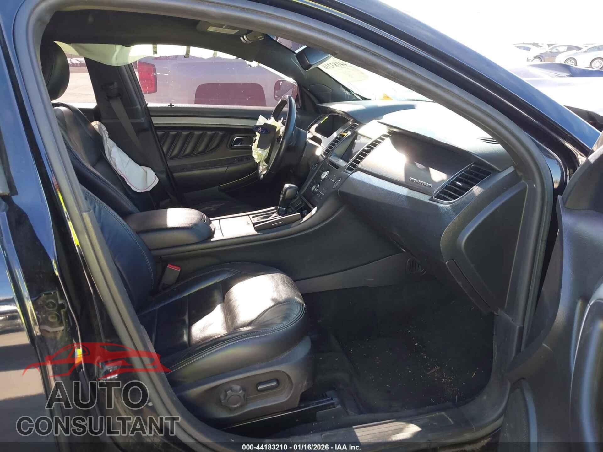 FORD TAURUS 2016 - 1FAHP2E83GG100772