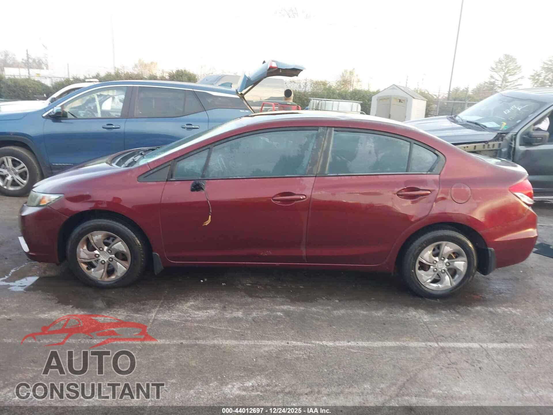 HONDA CIVIC 2015 - 19XFB2F53FE016907