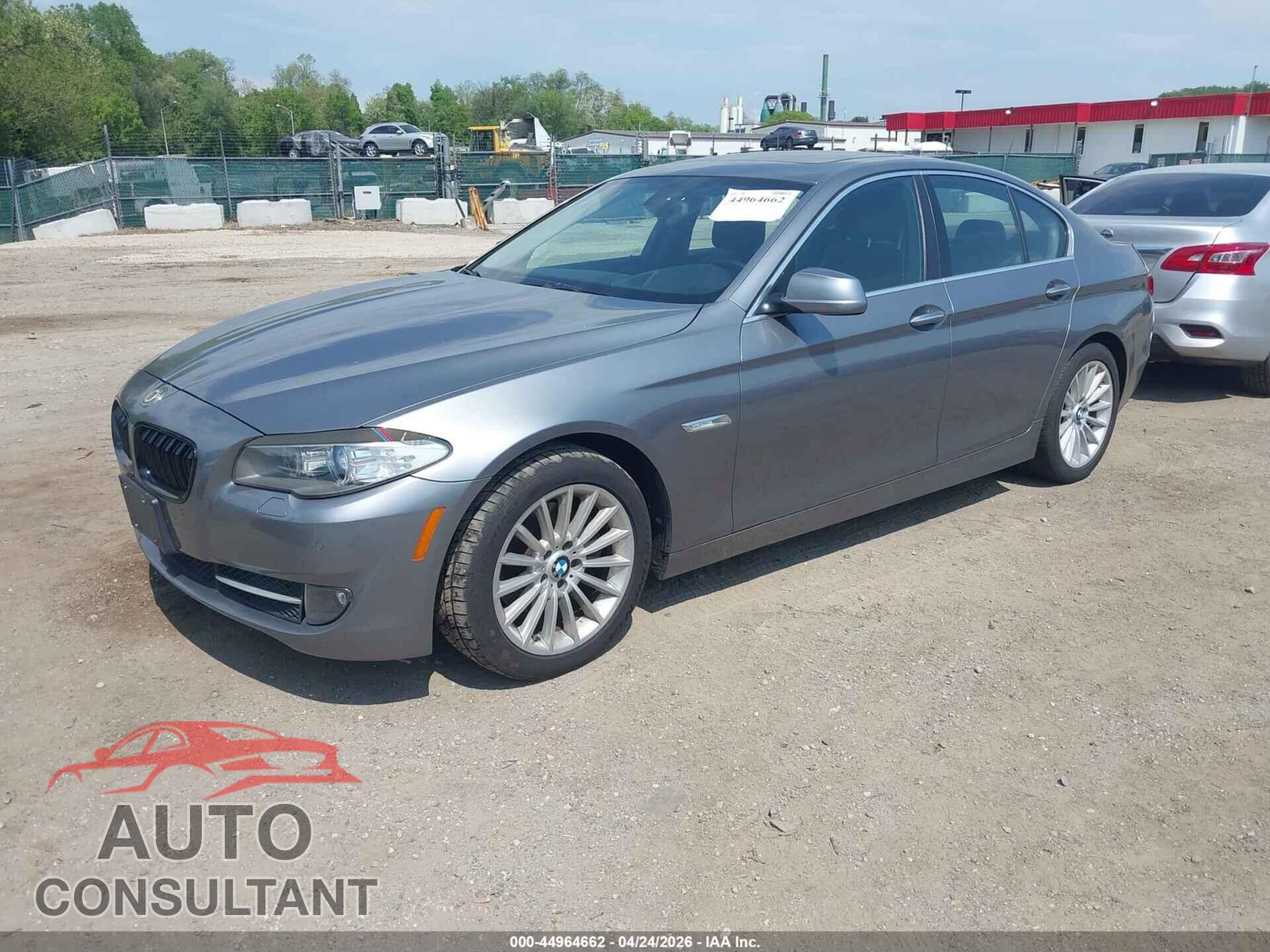 BMW 528I 2013 - WBAXG5C54DD229940