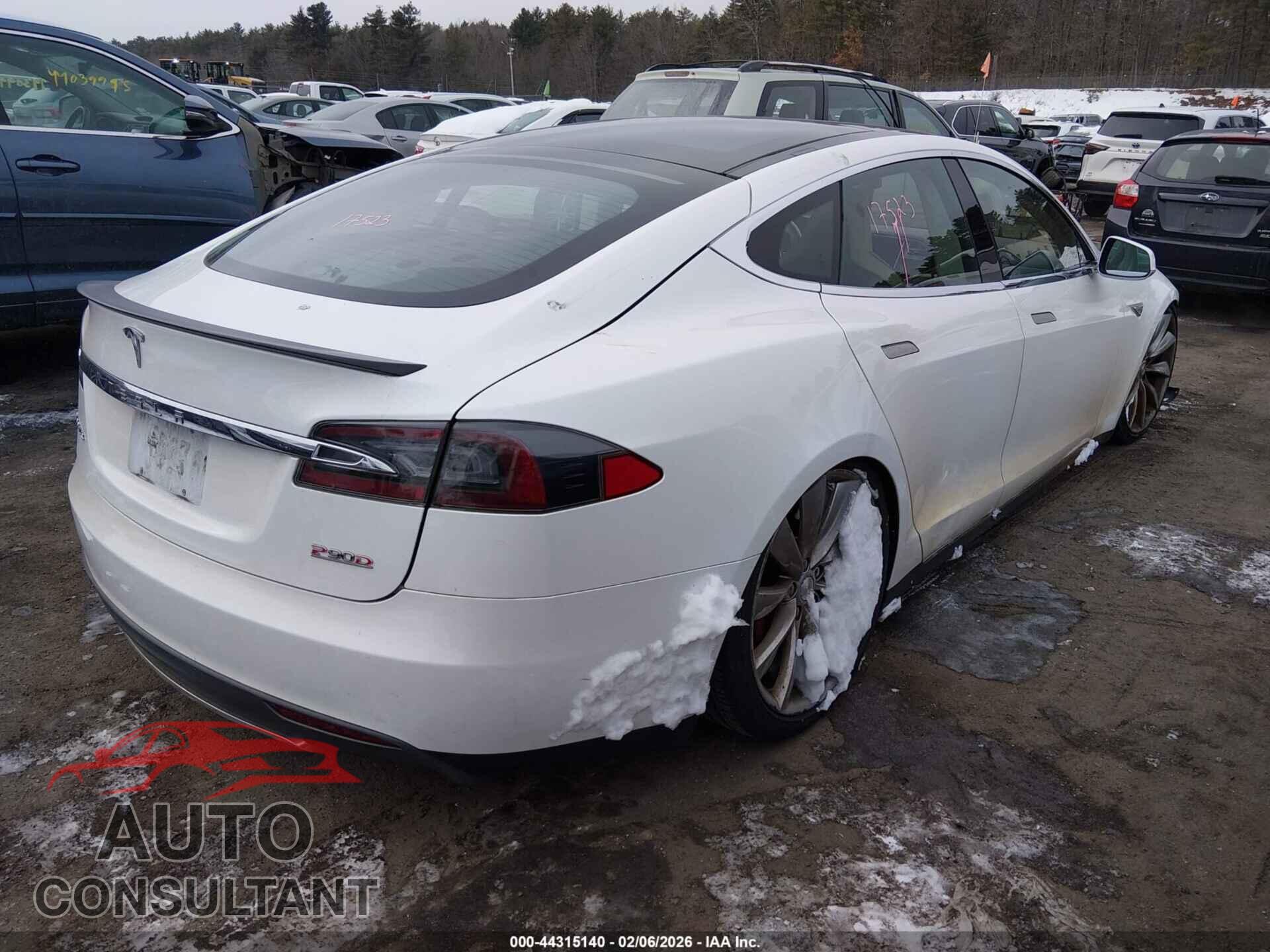 TESLA MODEL S 2013 - 5YJSA1DP5DFP16287