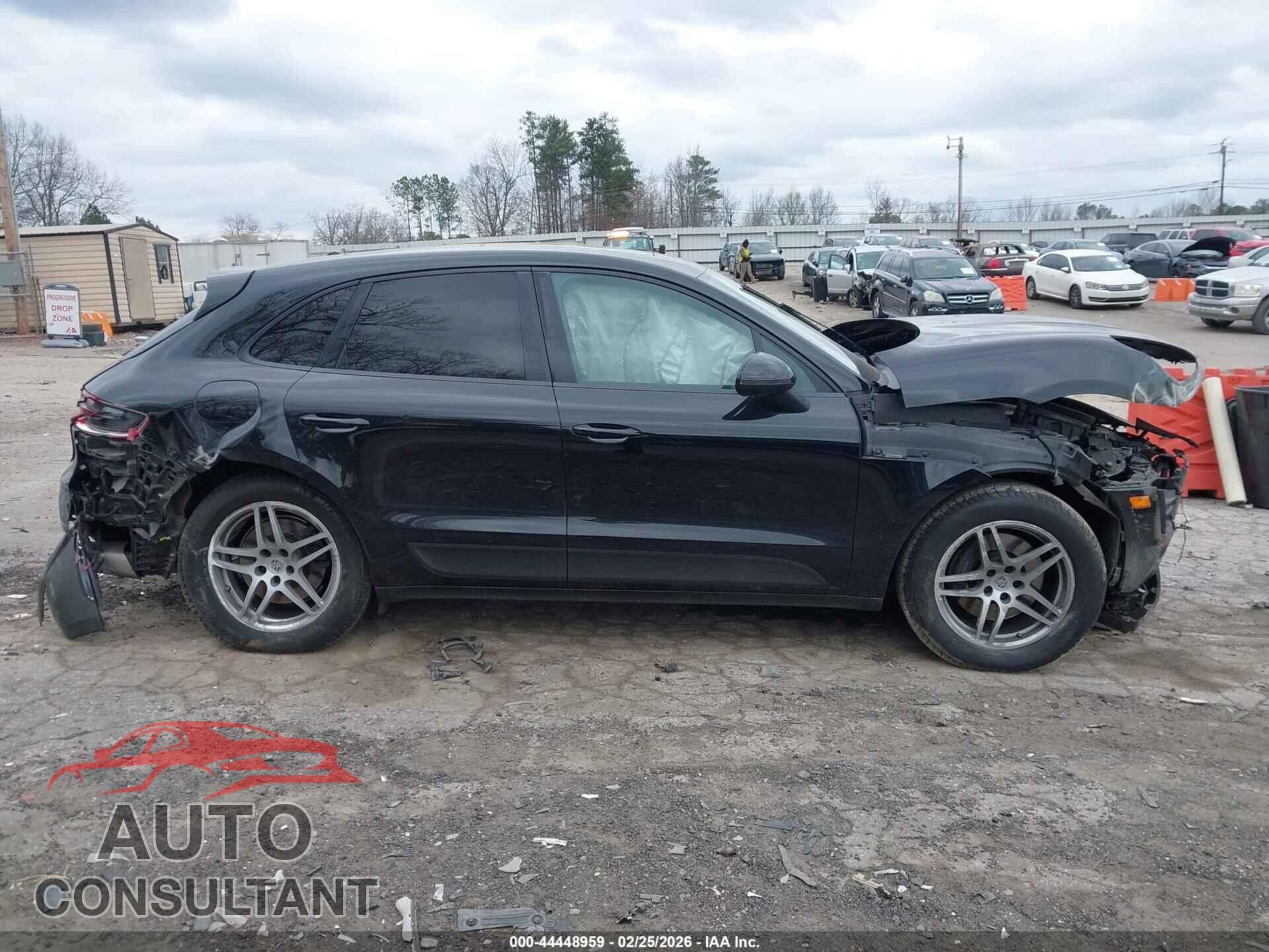 PORSCHE MACAN 2018 - WP1AA2A55JLB22861