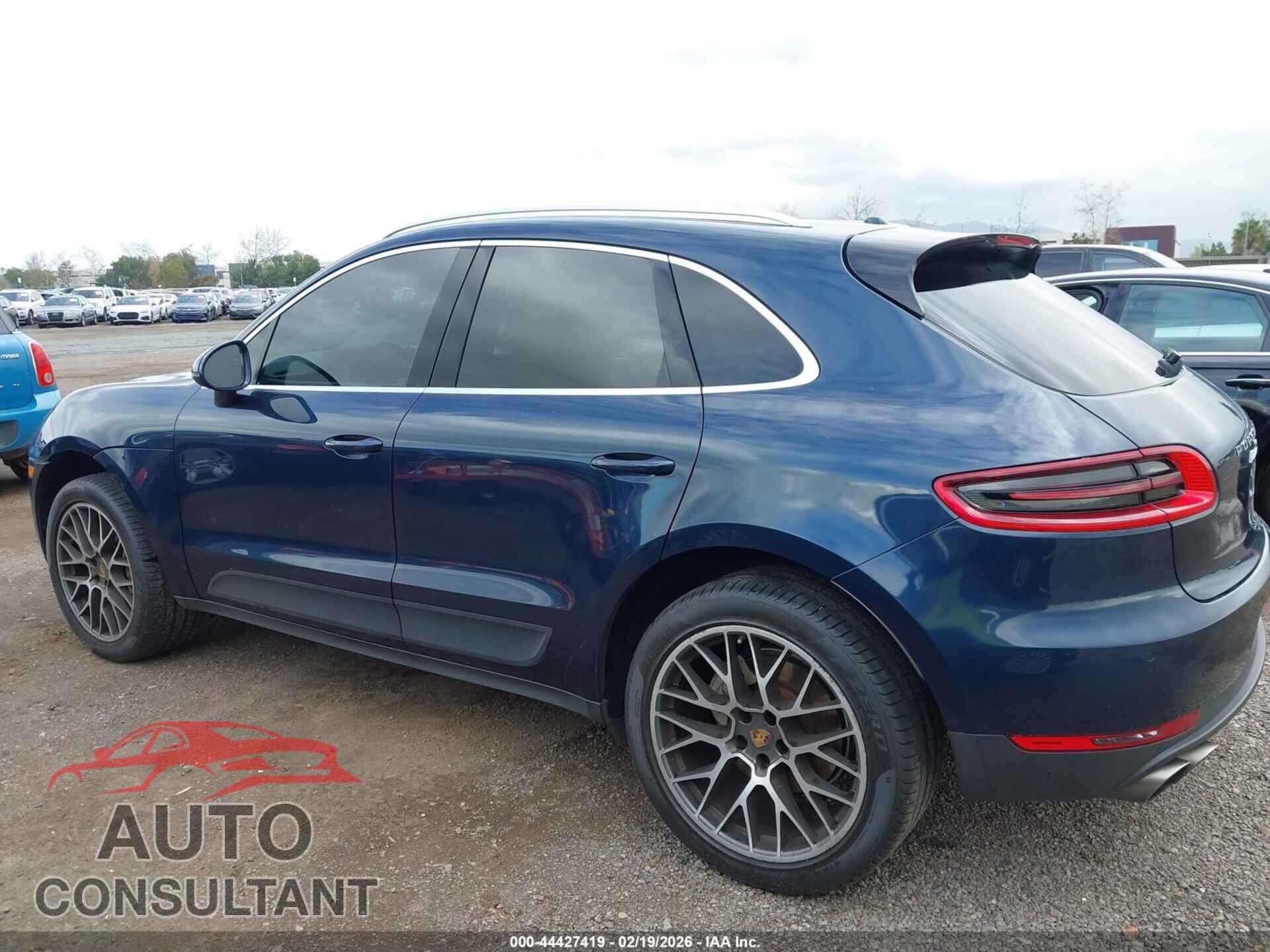 PORSCHE MACAN 2016 - WP1AB2A55GLB49709