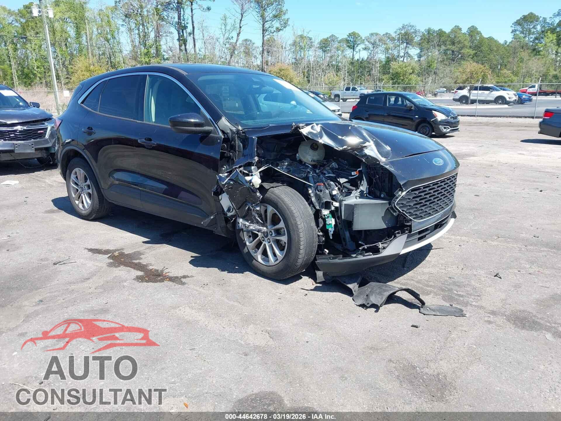 FORD ESCAPE 2020 - 1FMCU0G65LUA47240