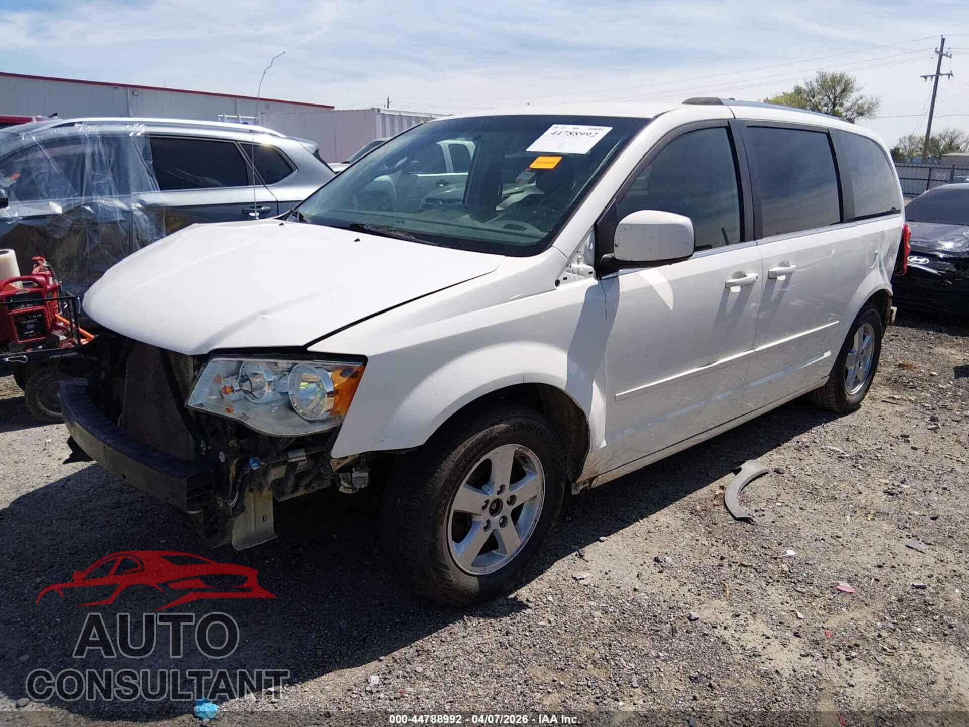 DODGE GRAND CARAVAN 2011 - 2D4RN5DG6BR656986
