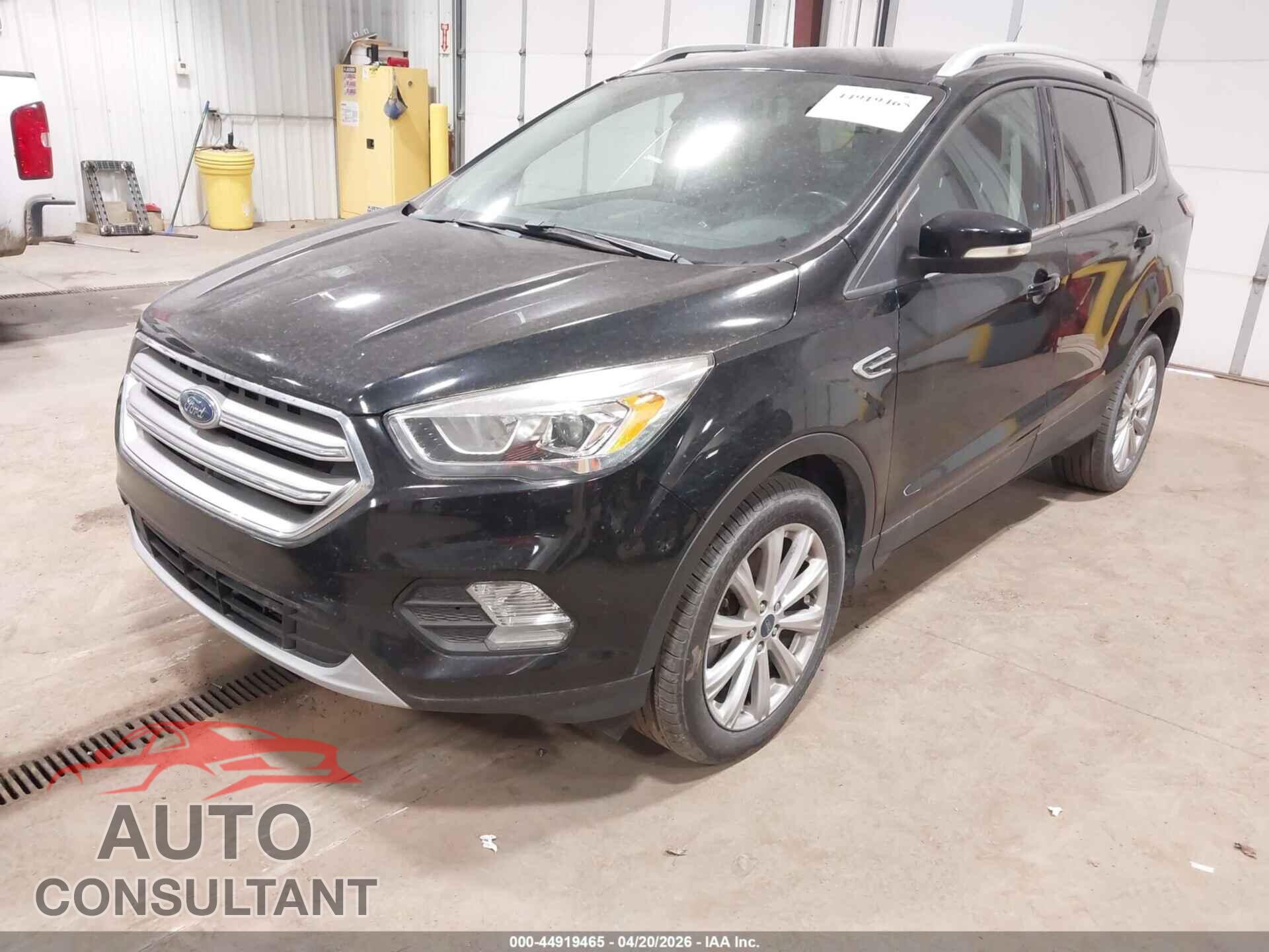 FORD ESCAPE 2017 - 1FMCU9JD7HUC77591