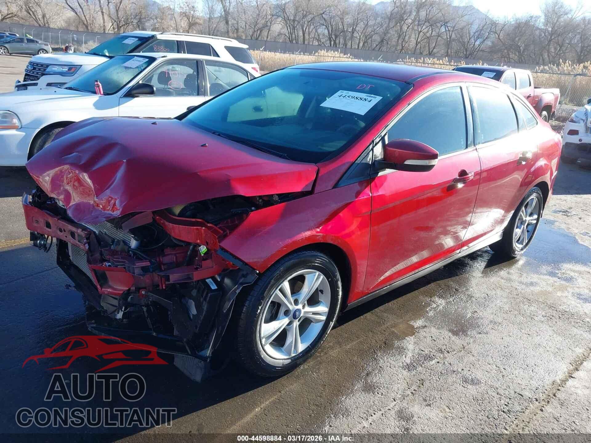 FORD FOCUS 2014 - 1FADP3F2XEL407617