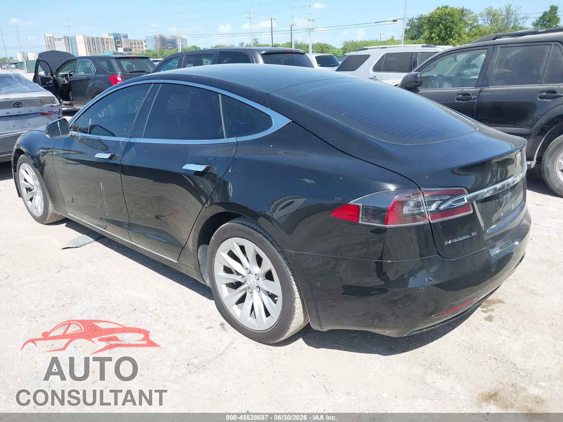 TESLA MODEL S 2017 - 5YJSA1E11HF214876