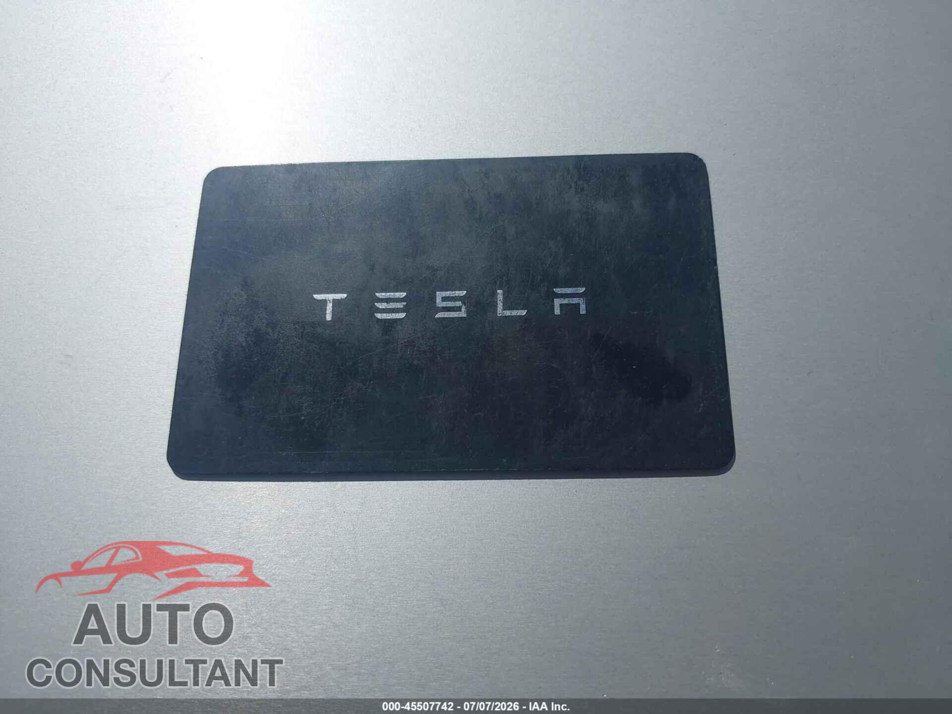 TESLA MODEL 3 2018 - 5YJ3E1EB9JF100065