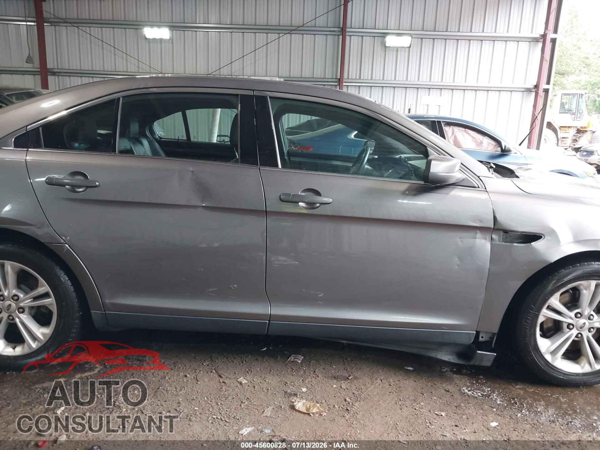 FORD TAURUS 2013 - 1FAHP2E88DG141183