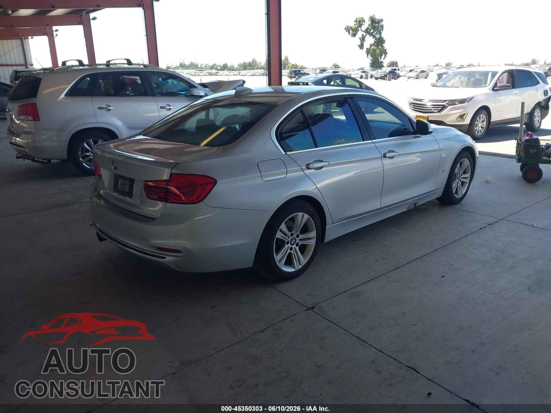 BMW 330E 2017 - WBA8E1C38HA156953