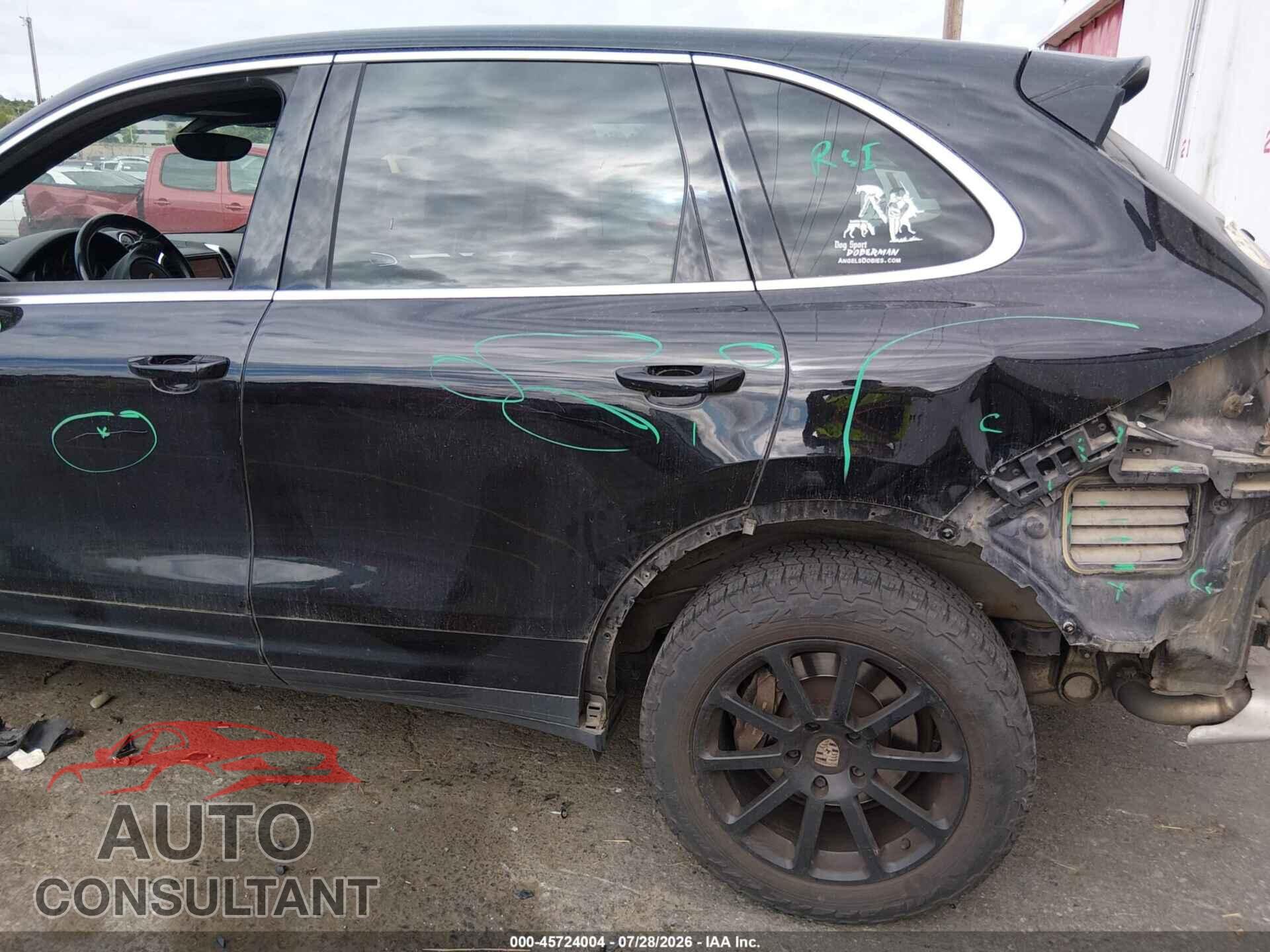 PORSCHE CAYENNE 2012 - WP1AA2A23CLA09693