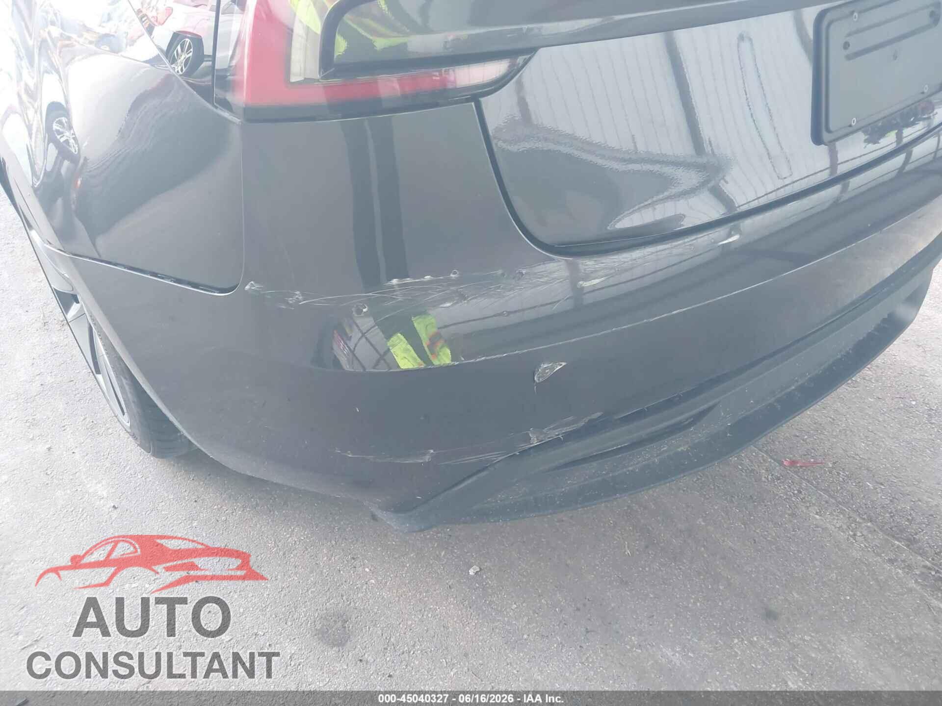 TESLA MODEL 3 2025 - 5YJ3E1EA3SF999482
