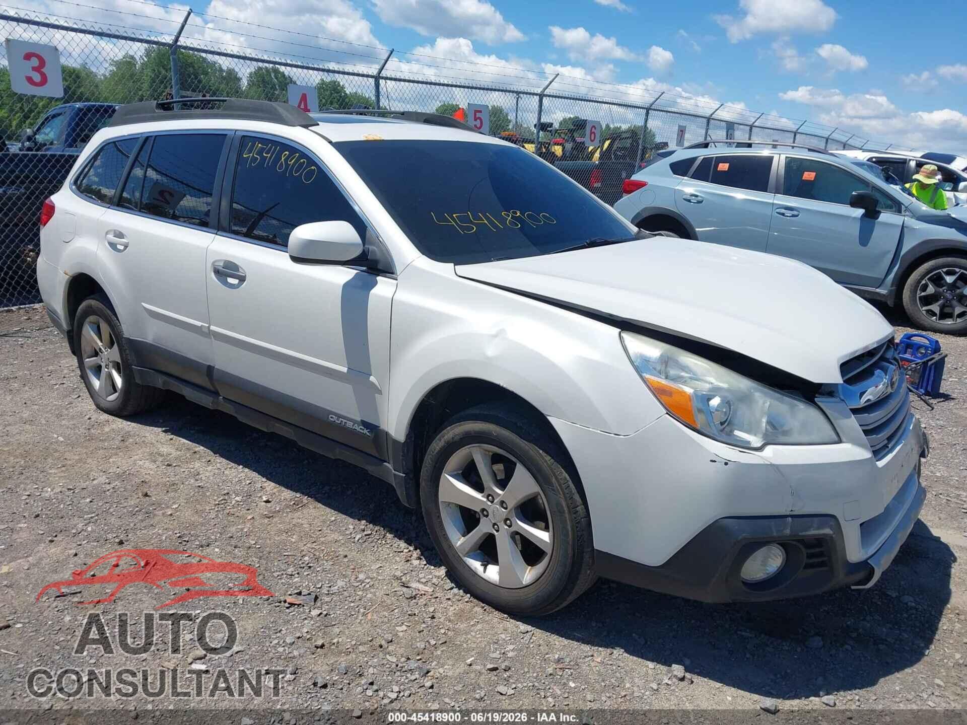 SUBARU OUTBACK 2013 - 4S4BRBLC2D3212575