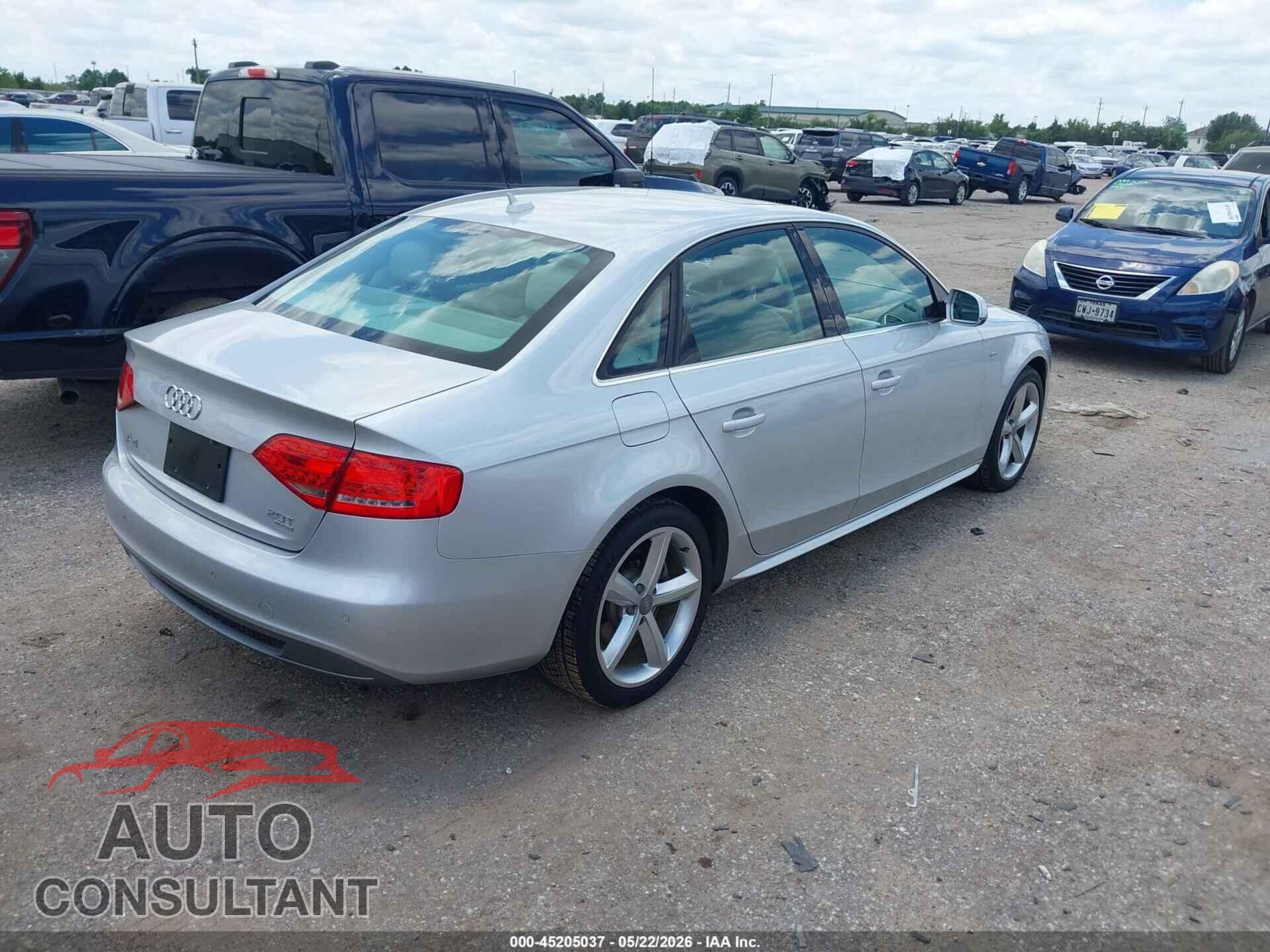 AUDI A4 2012 - WAUFFAFL3CA057594