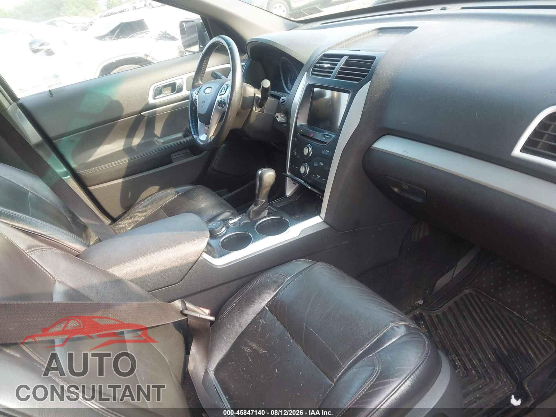 FORD EXPLORER 2011 - 1FMHK8D88BGA72047