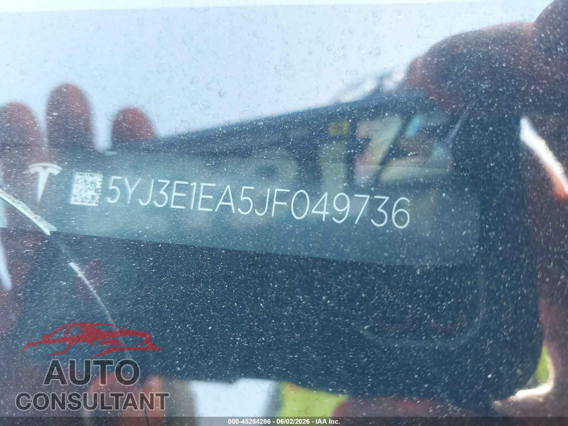 TESLA MODEL 3 2018 - 5YJ3E1EA5JF049736