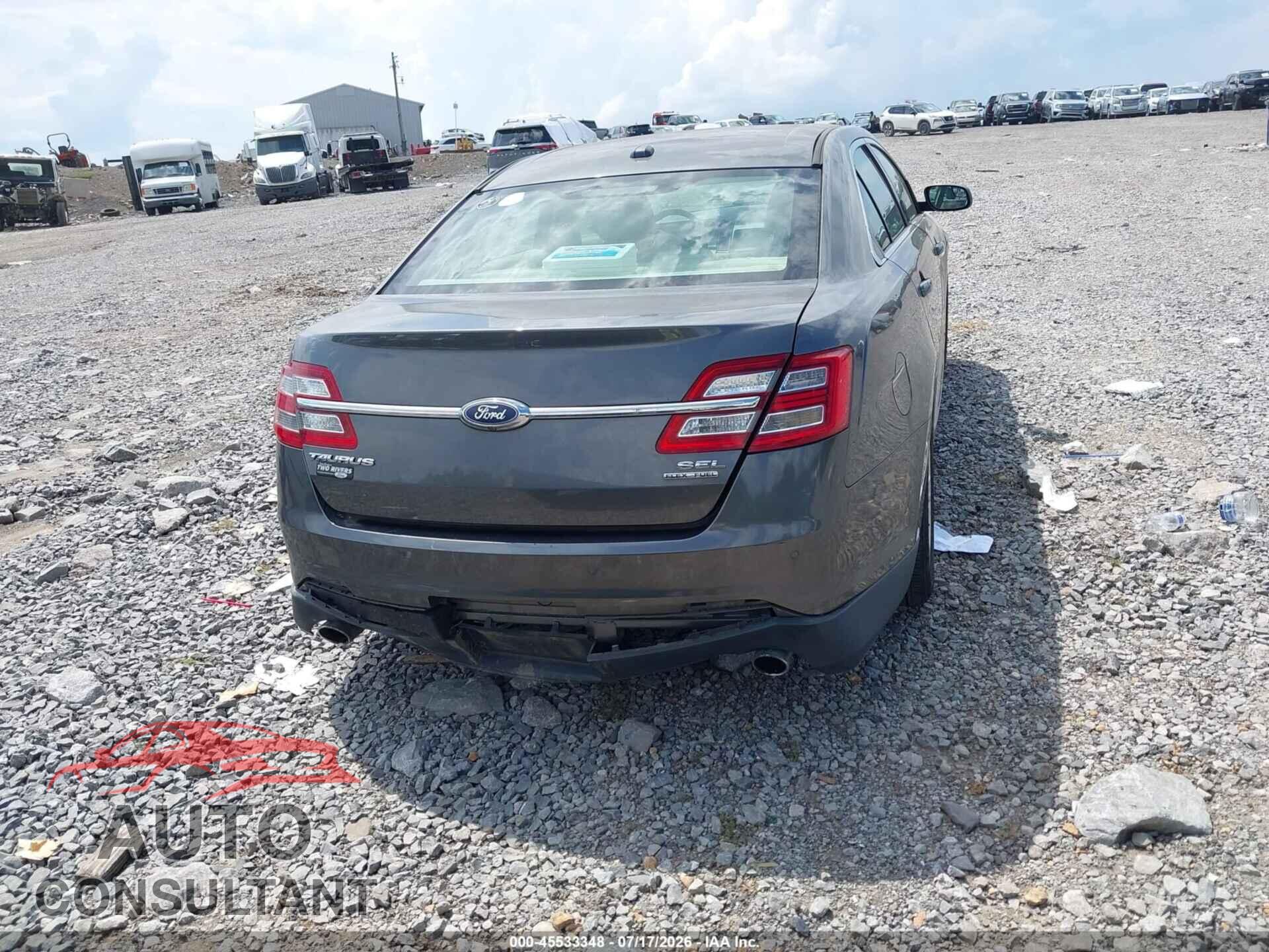 FORD TAURUS 2017 - 1FAHP2E87HG130276